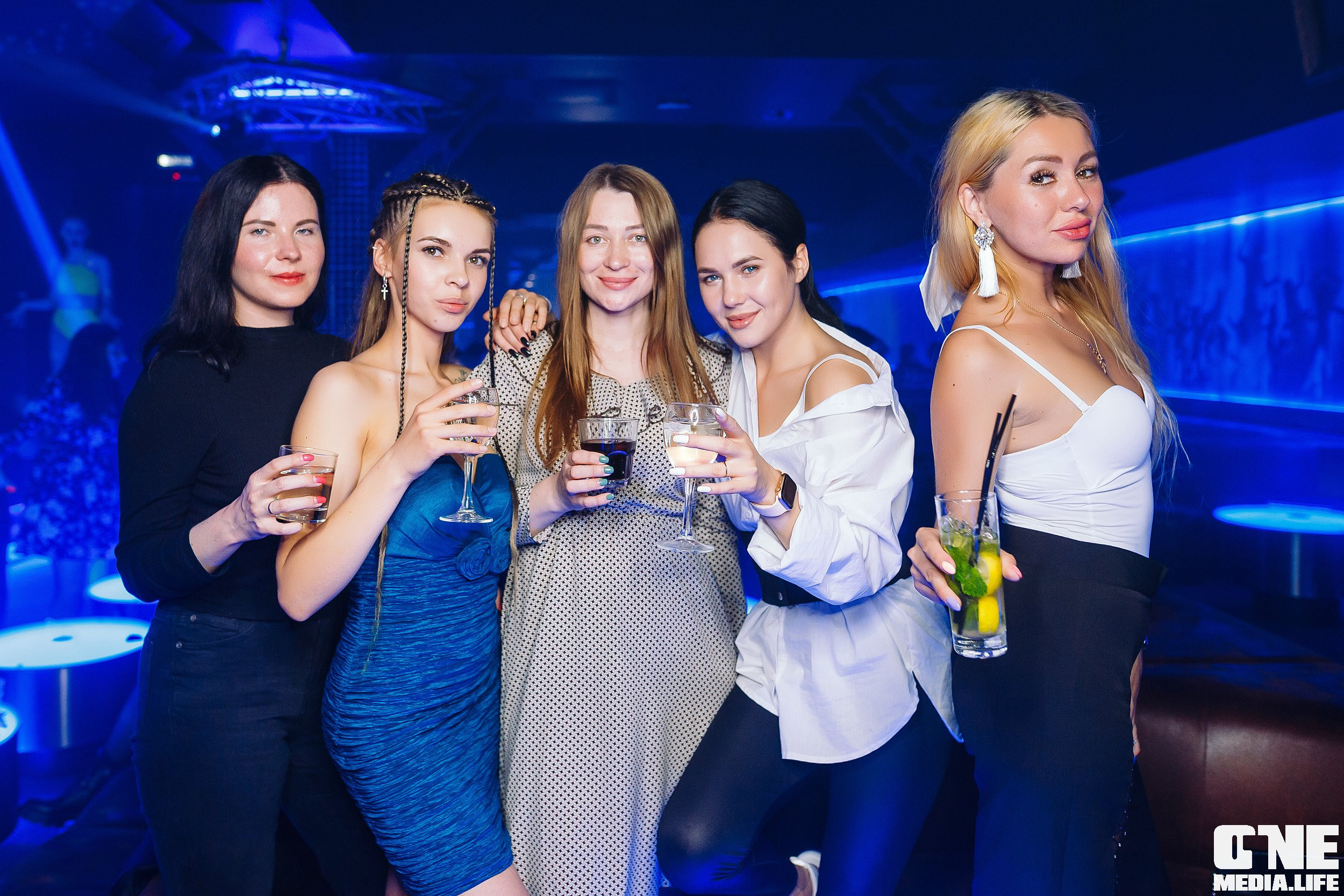 Фототчет из ночного клуба Планета. One Media Life: фоторепортажи, фотоотчеты с мероприятий и заведений