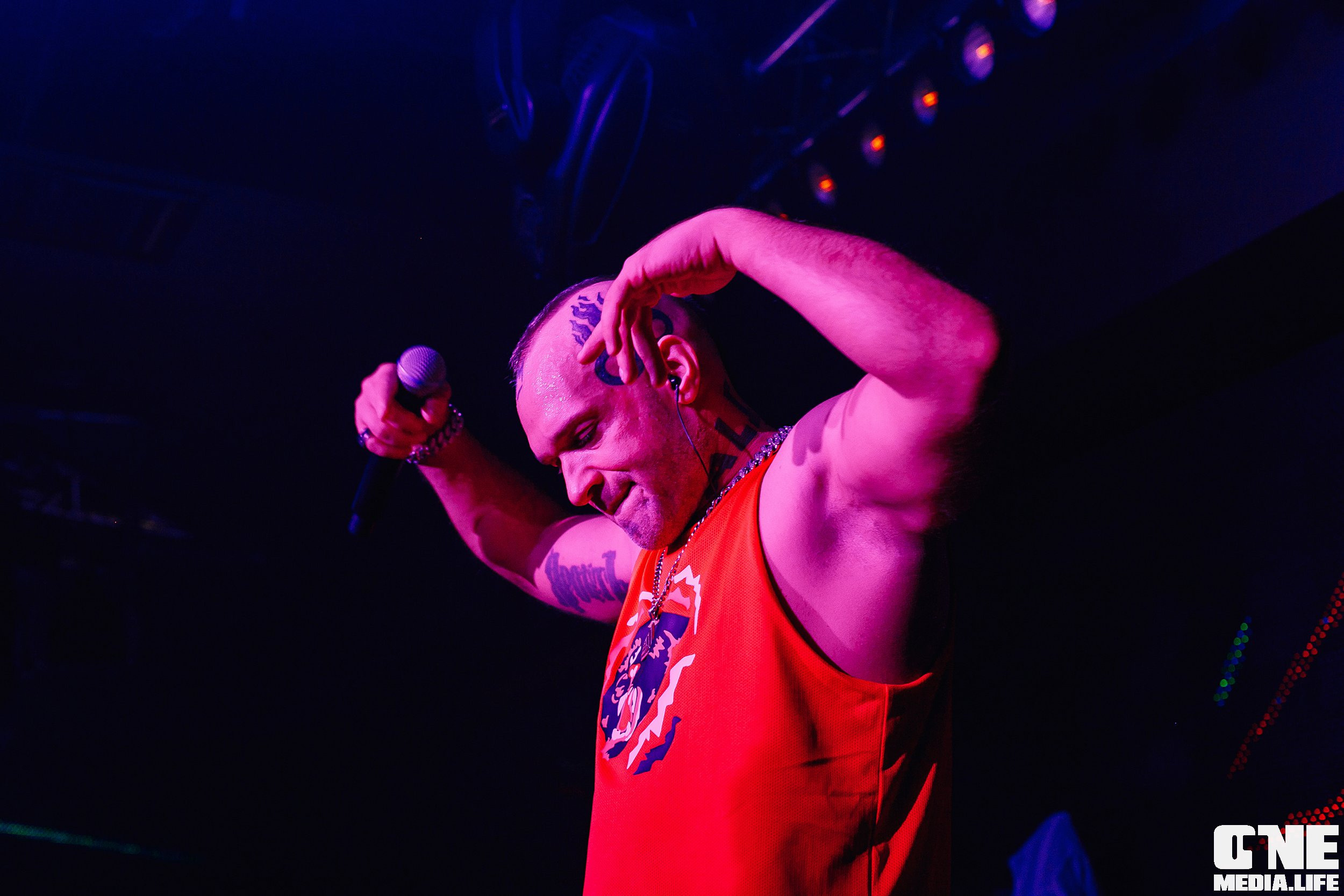 Фотоотчет с концерта Лигалайза в ночном клубе Планета. One Media Life: фоторепортажи, фотоотчеты с мероприятий и заведений