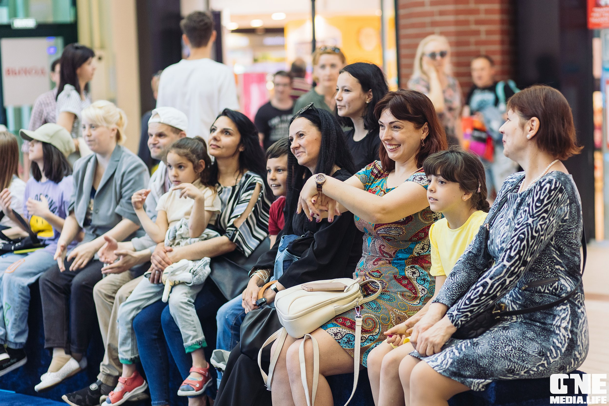 Автограф-сессия с Митей Фоминым. One Media Life: фоторепортажи, фотоотчеты с мероприятий и заведений