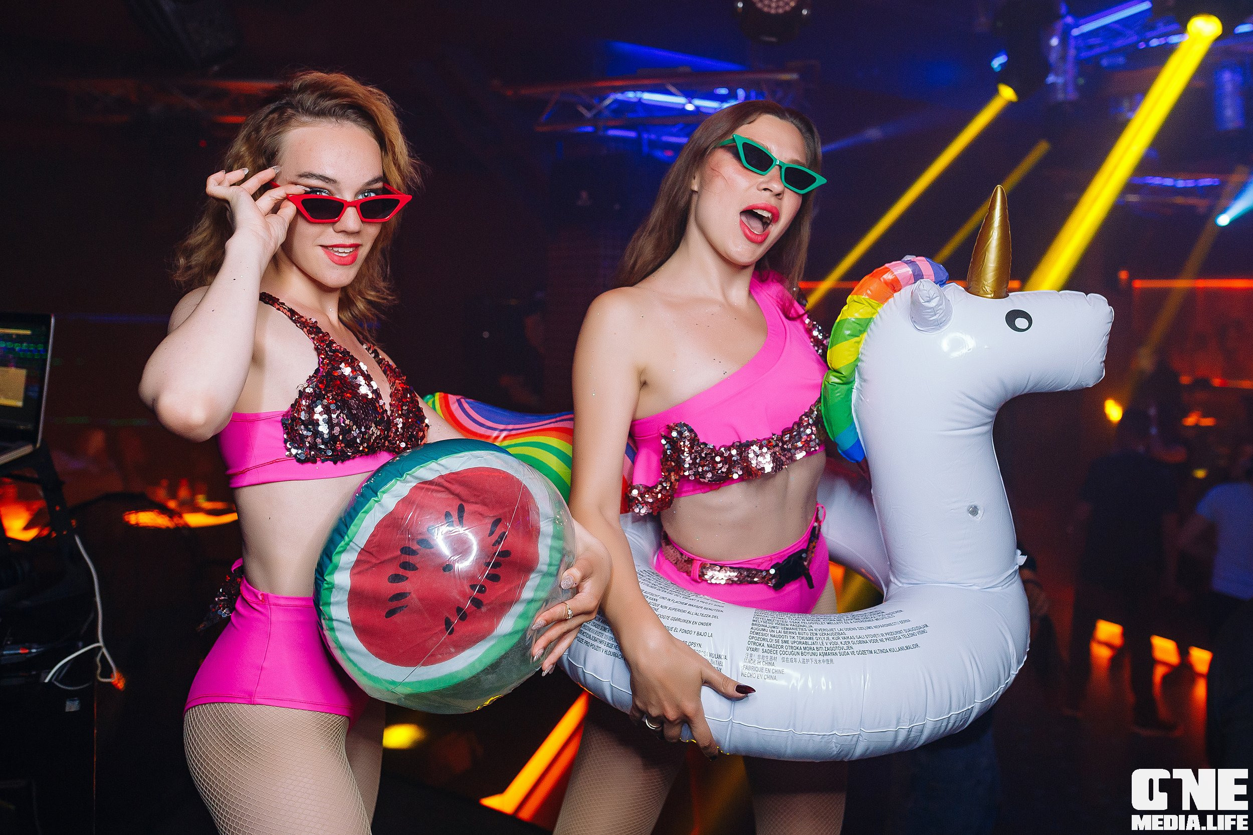 Фототчет из ночного клуба Планета. One Media Life: фоторепортажи, фотоотчеты с мероприятий и заведений