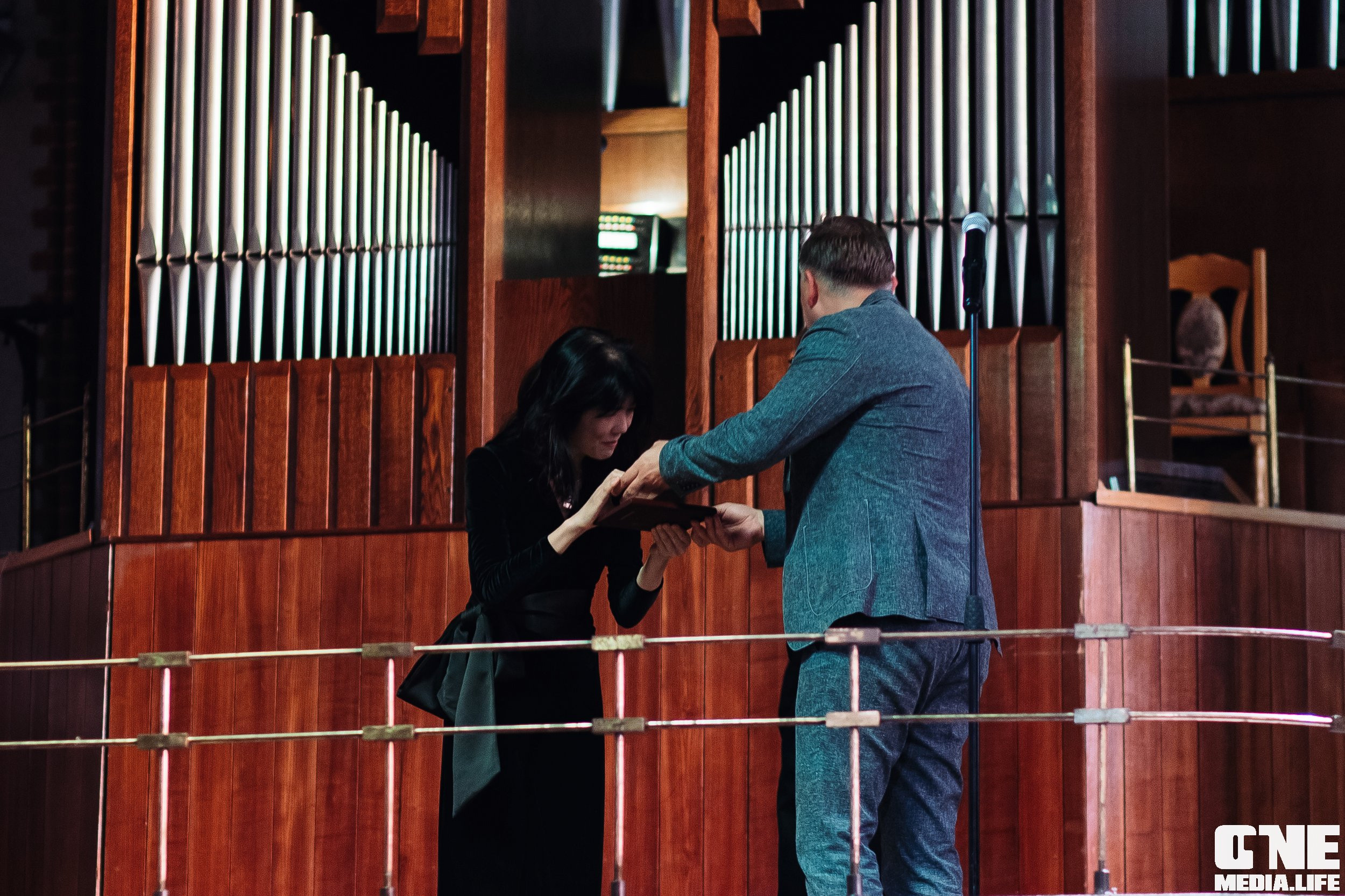 Фоторепортаж с концерта в Калининградской Филармонии. One Media Life: фоторепортажи, фотоотчеты с мероприятий и заведений