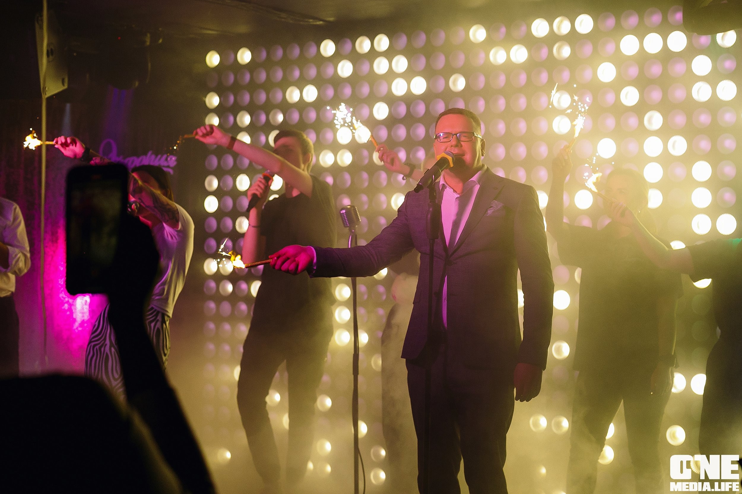 Фоторепортаж из караоке клуба Эйфория. One Media Life: фоторепортажи, фотоотчеты с мероприятий и заведений