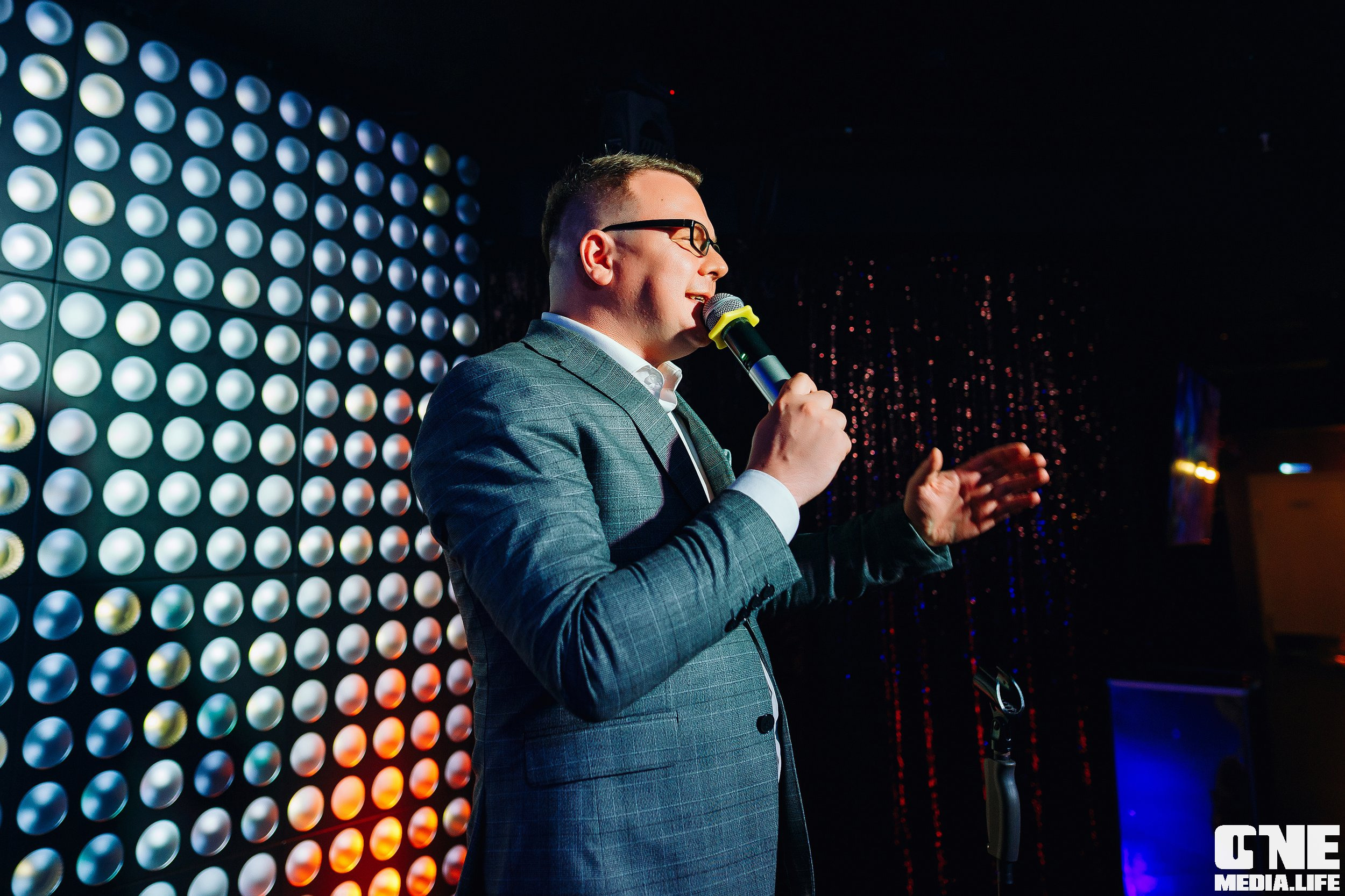 Фоторепортаж из караоке клуба Эйфория. One Media Life: фоторепортажи, фотоотчеты с мероприятий и заведений