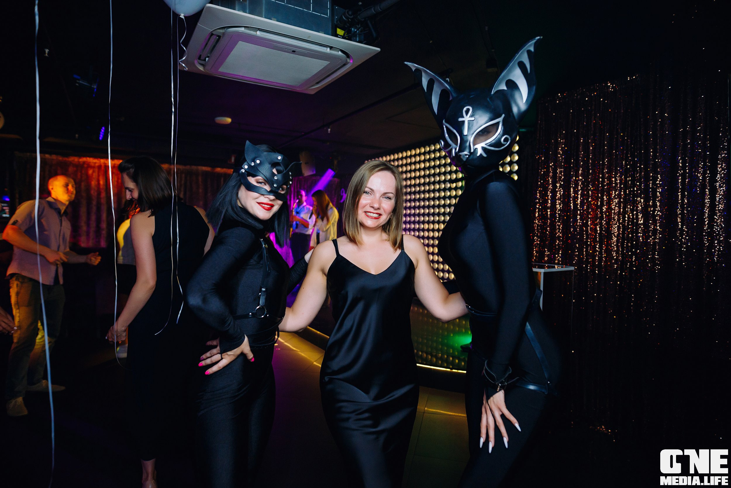 Фоторепортаж из караоке клуба Эйфория. One Media Life: фоторепортажи, фотоотчеты с мероприятий и заведений