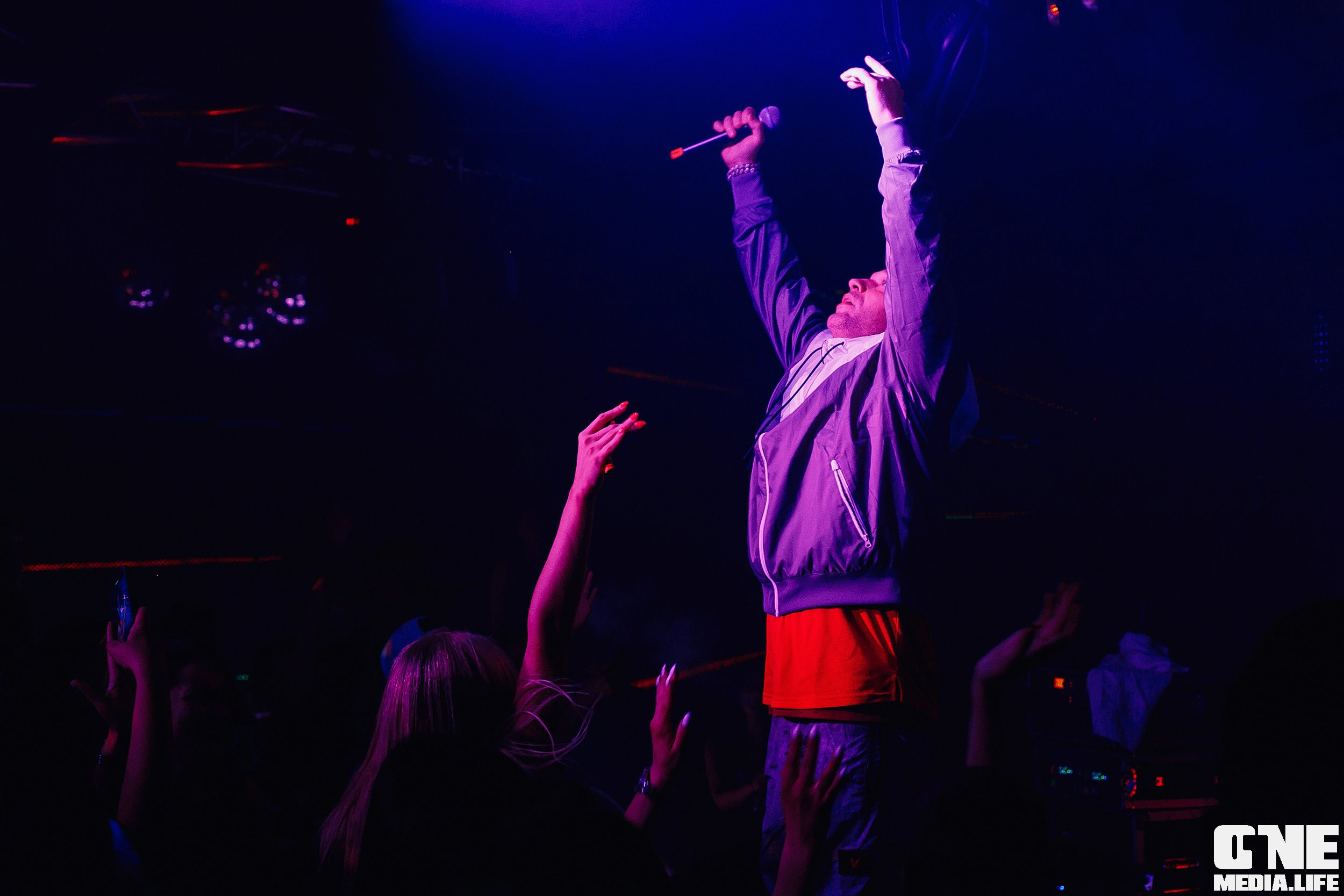 Фотоотчет с концерта Лигалайза в ночном клубе Планета. One Media Life: фоторепортажи, фотоотчеты с мероприятий и заведений