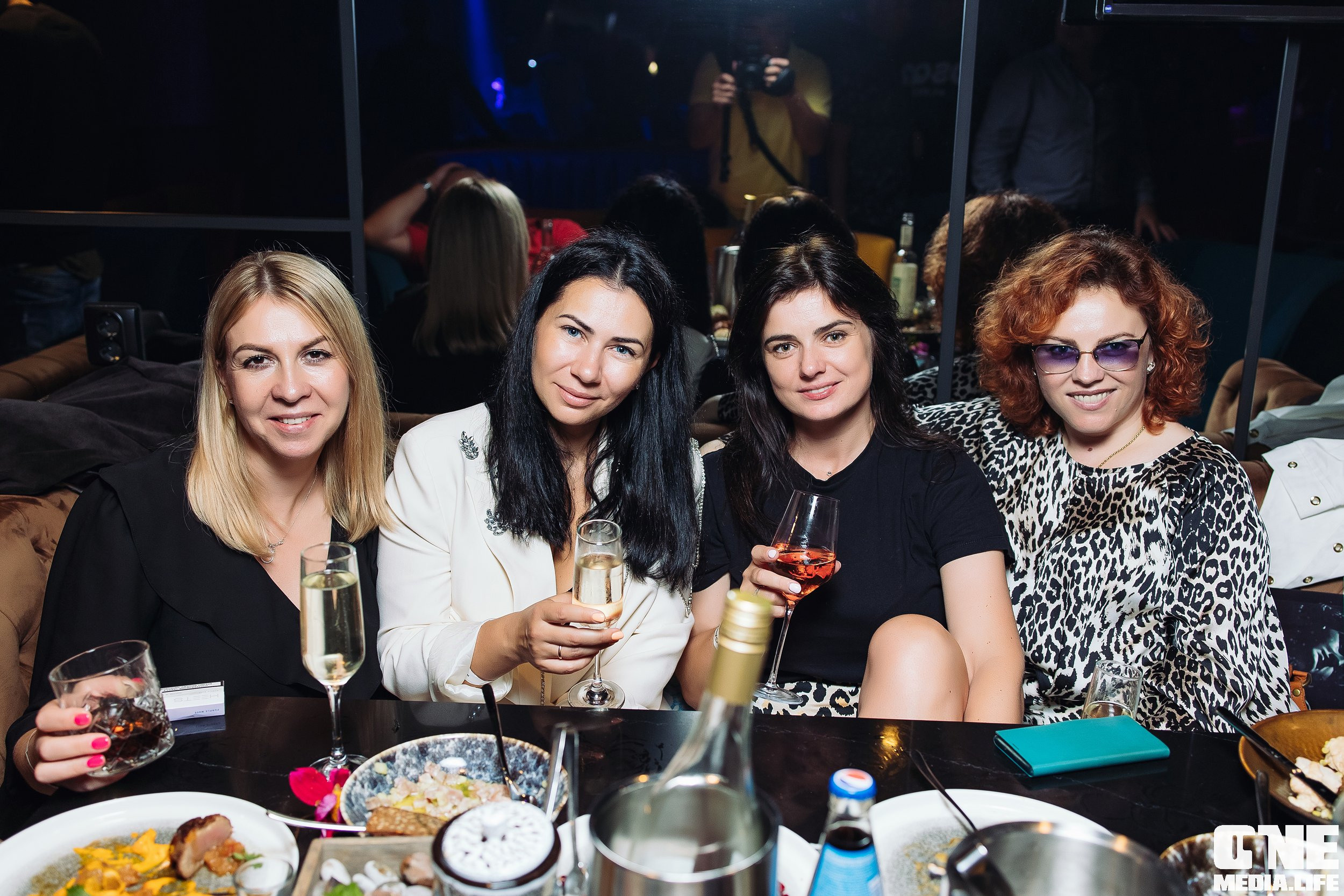 Фоторепортаж из арт-ресторана The Gallery. One Media Life: фоторепортажи, фотоотчеты с мероприятий и заведений