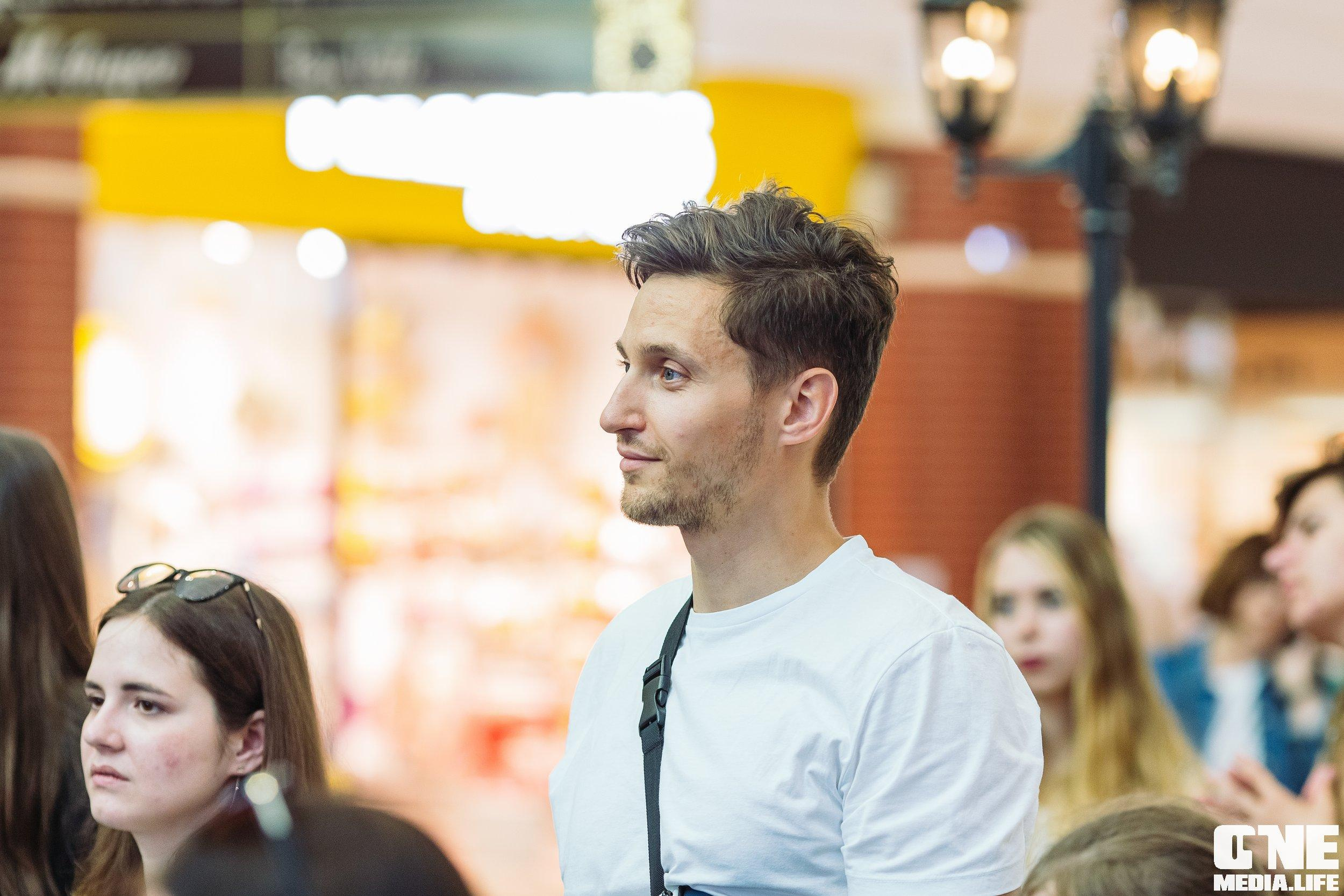 Фотоотчет с «Твой настоящий выпускной» в ТРЦ Европа. One Media Life: фоторепортажи, фотоотчеты с мероприятий и заведений