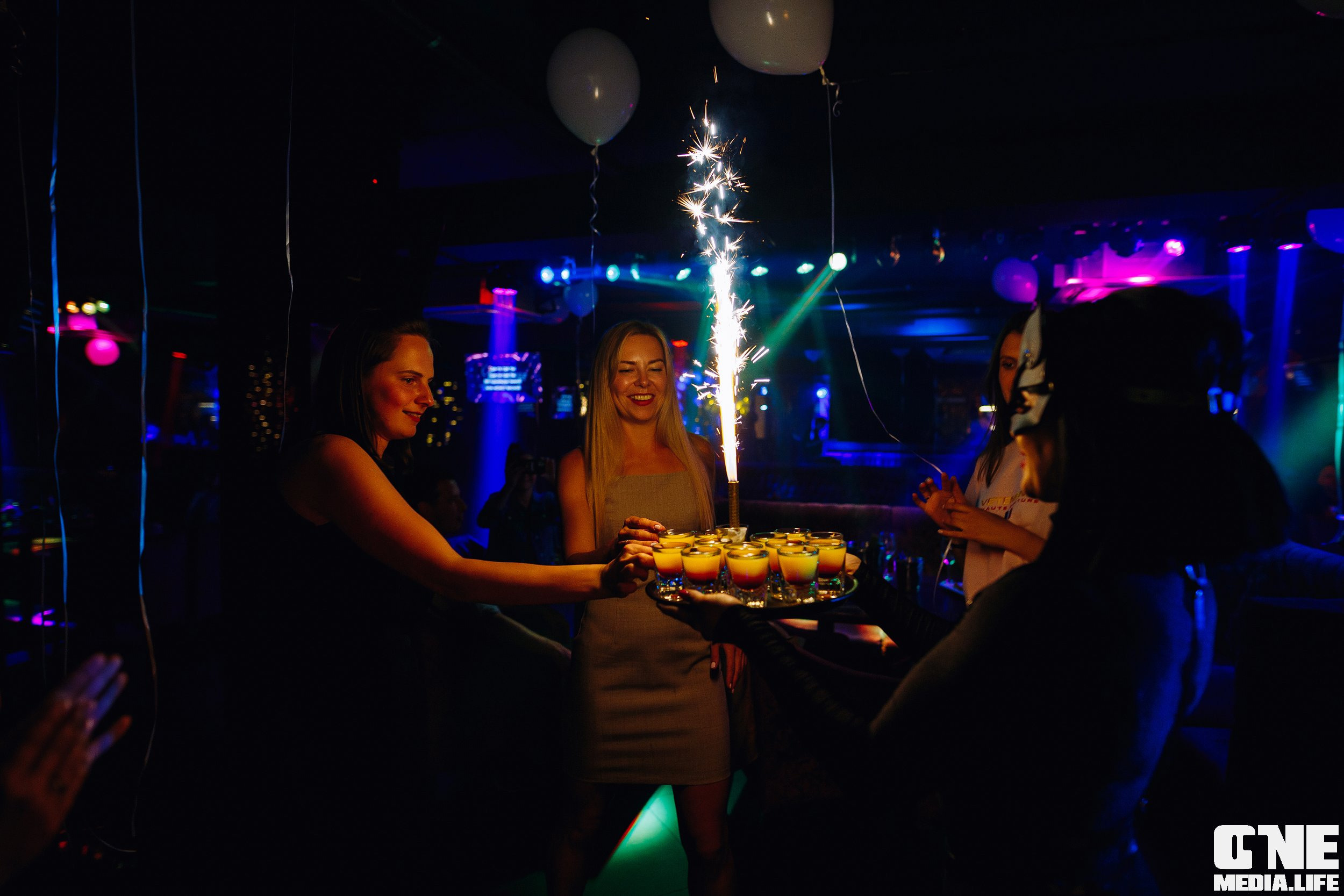 Фоторепортаж из караоке клуба Эйфория. One Media Life: фоторепортажи, фотоотчеты с мероприятий и заведений