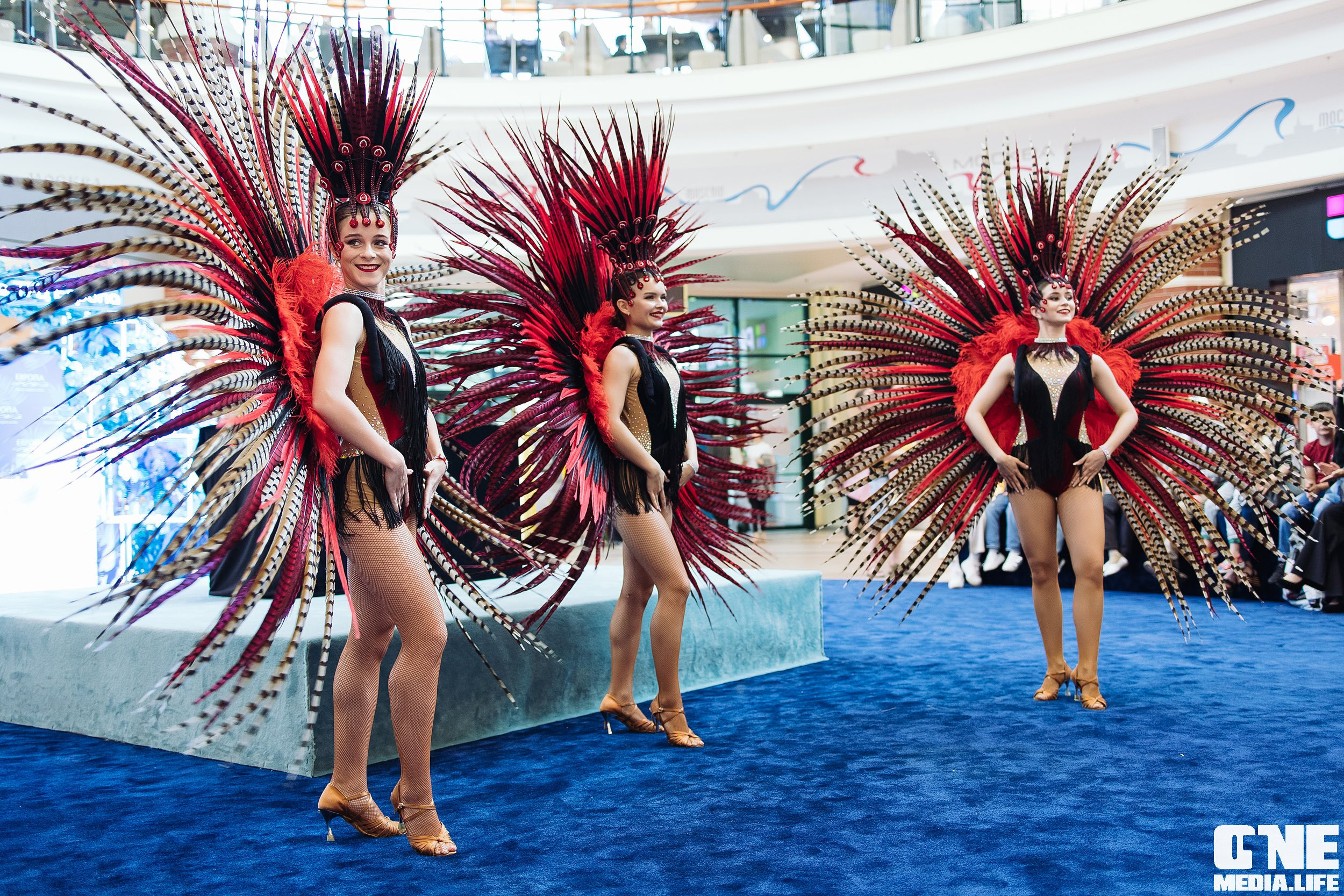 Автограф-сессия с Митей Фоминым. One Media Life: фоторепортажи, фотоотчеты с мероприятий и заведений