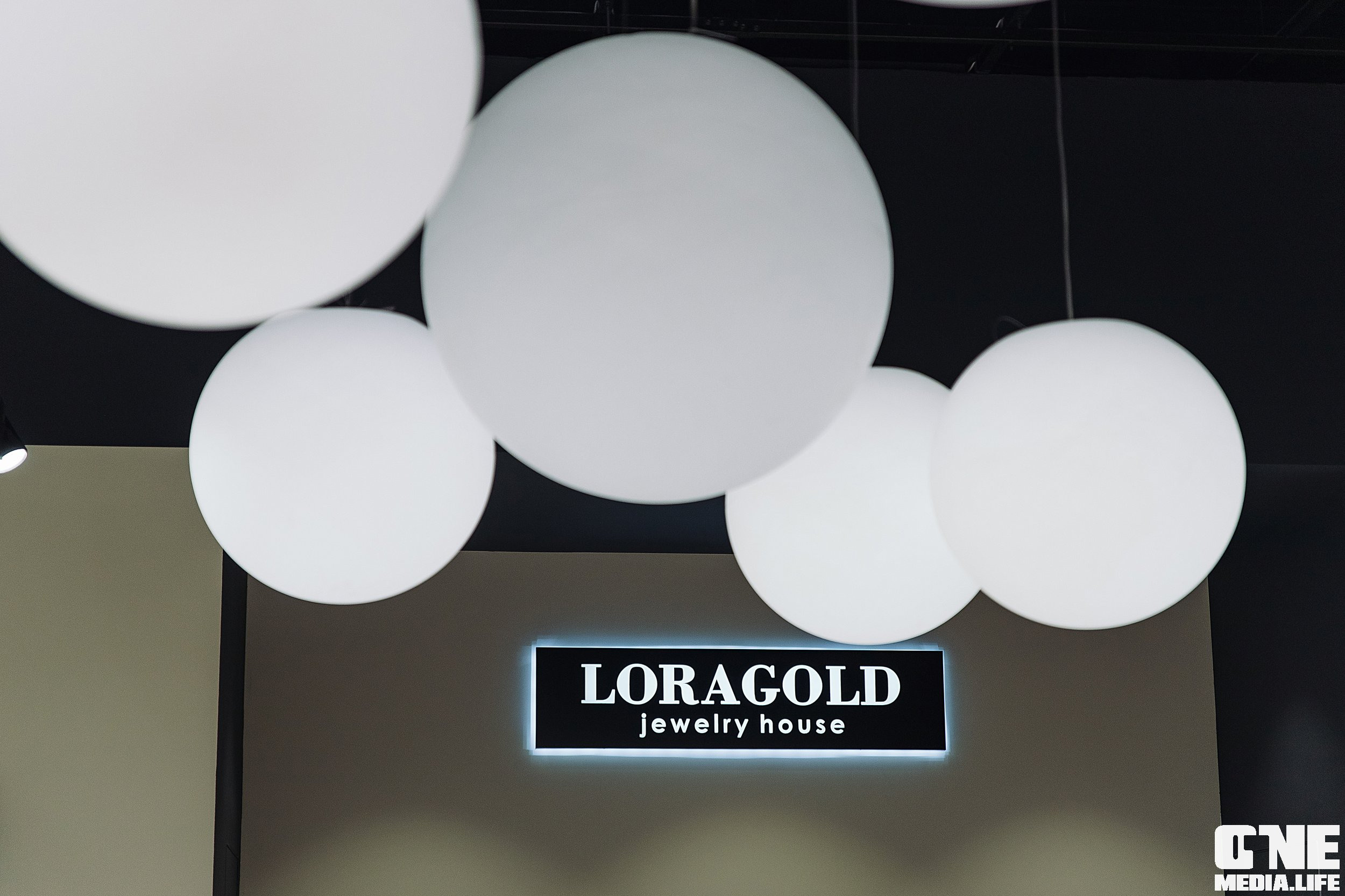 Фоторепортаж с вечеринки LORAGOLD jewelry. One Media Life: фоторепортажи, фотоотчеты с мероприятий и заведений