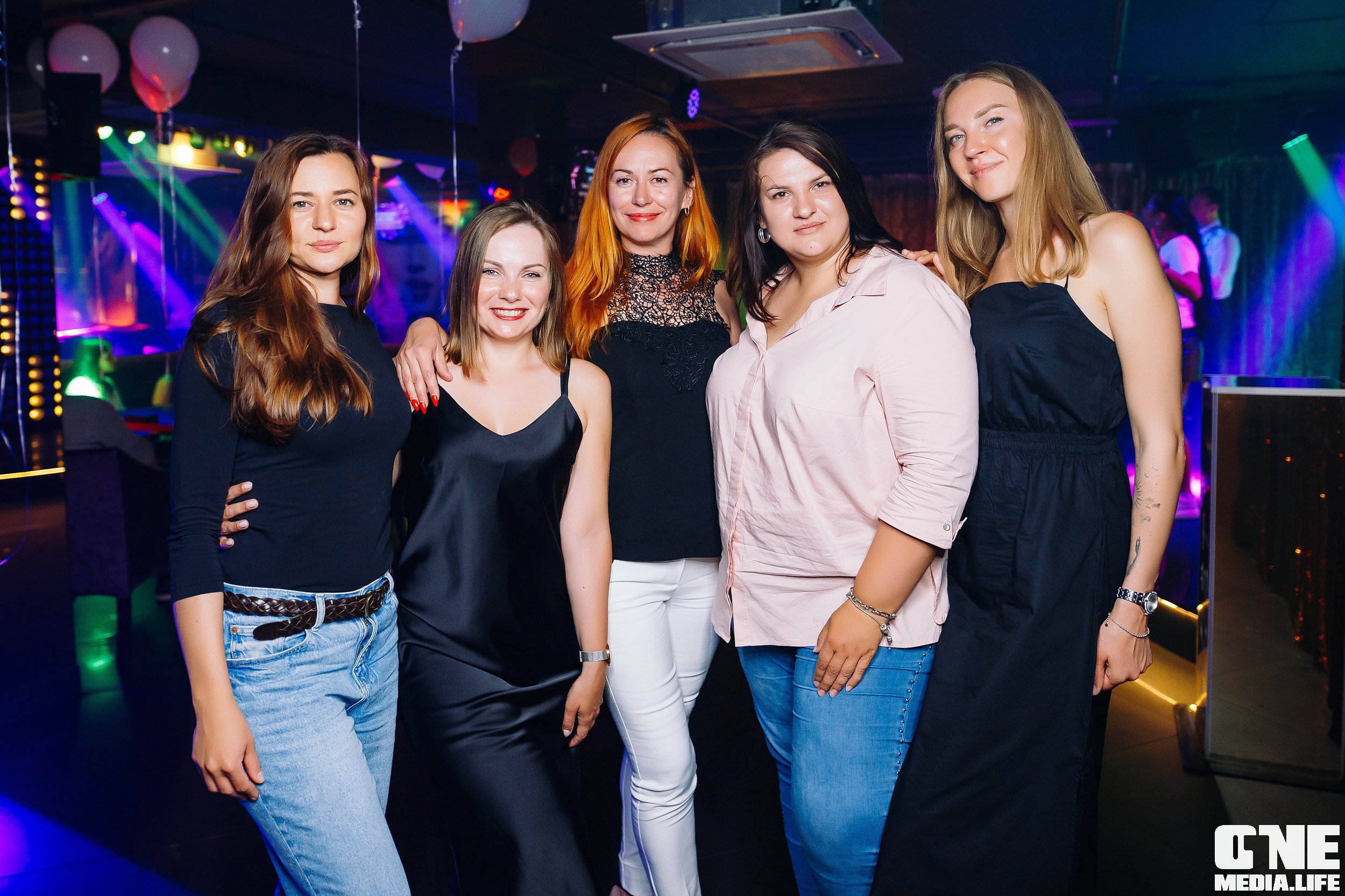 Фоторепортаж из караоке клуба Эйфория. One Media Life: фоторепортажи, фотоотчеты с мероприятий и заведений