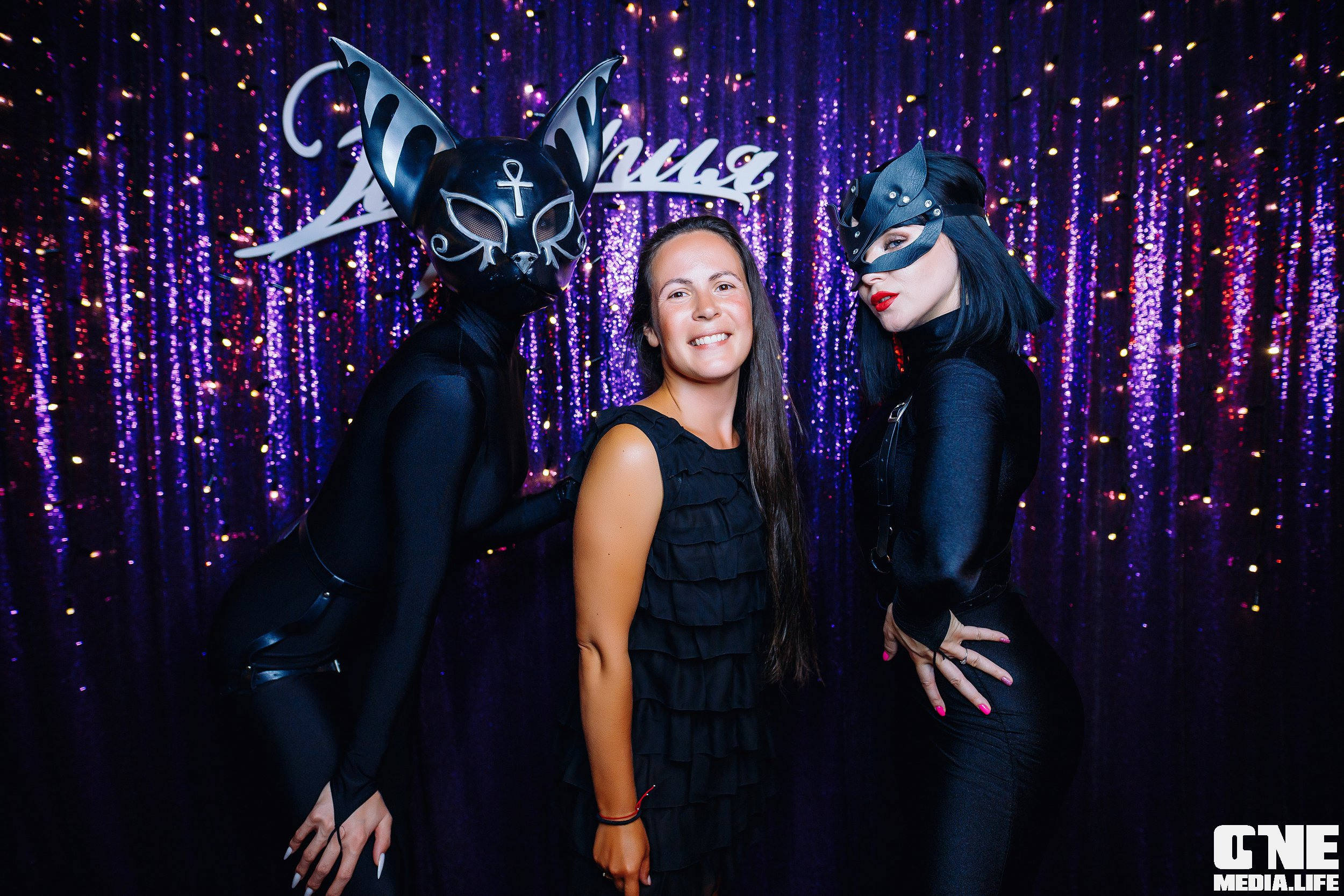 Фоторепортаж из караоке клуба Эйфория. One Media Life: фоторепортажи, фотоотчеты с мероприятий и заведений