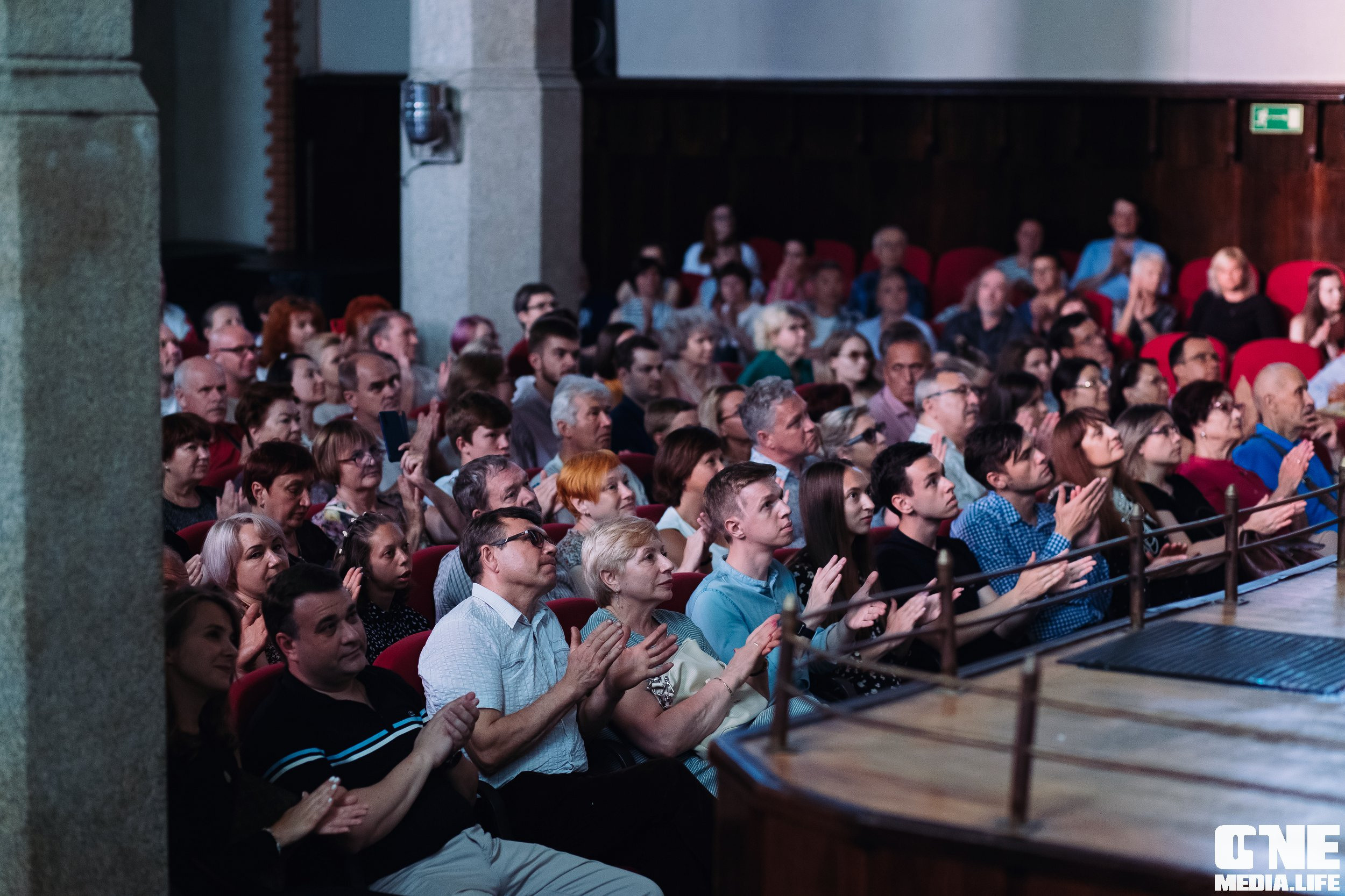 Фоторепортаж с концерта в Калининградской Филармонии. One Media Life: фоторепортажи, фотоотчеты с мероприятий и заведений