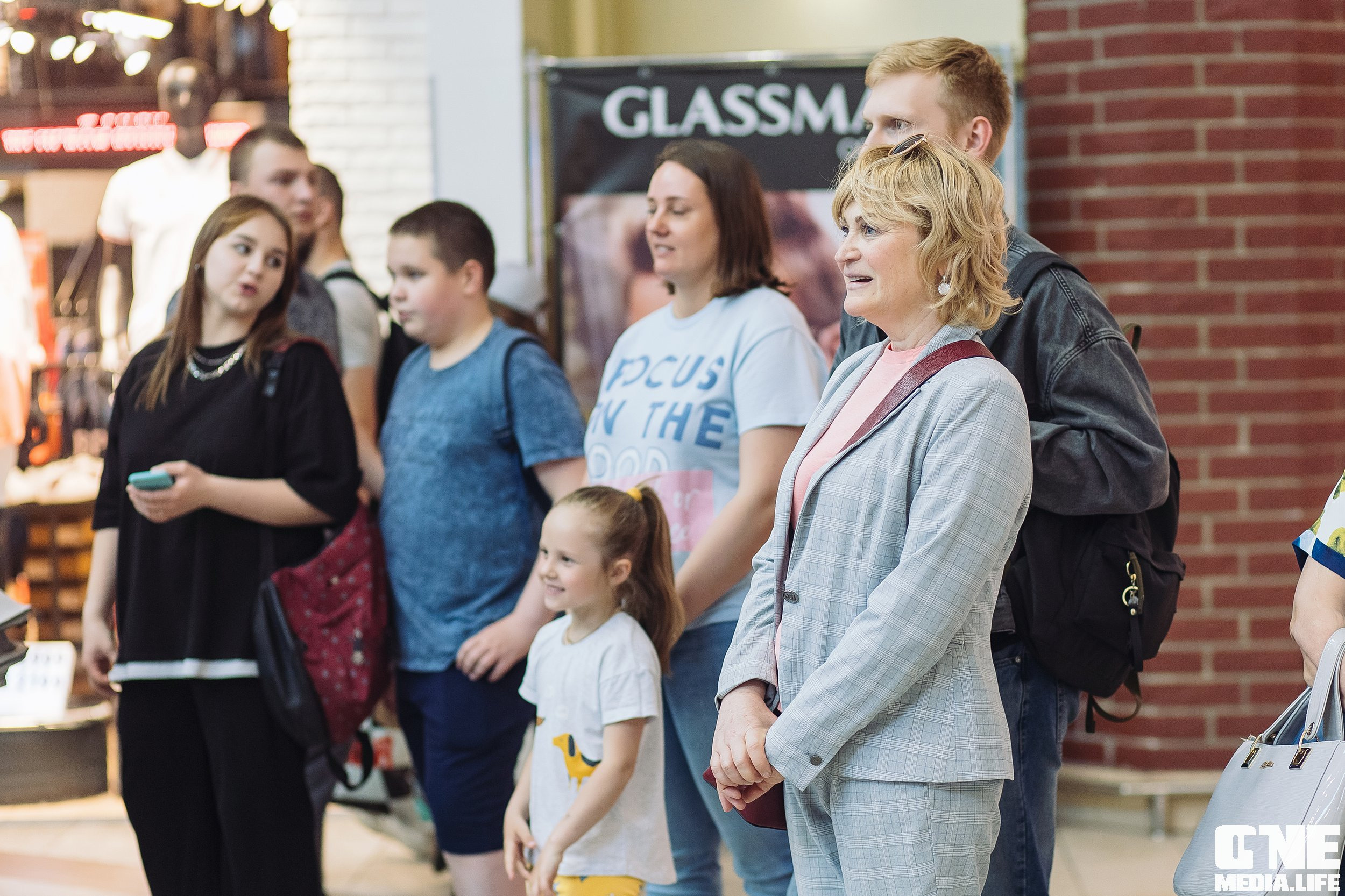 Автограф-сессия с Митей Фоминым. One Media Life: фоторепортажи, фотоотчеты с мероприятий и заведений