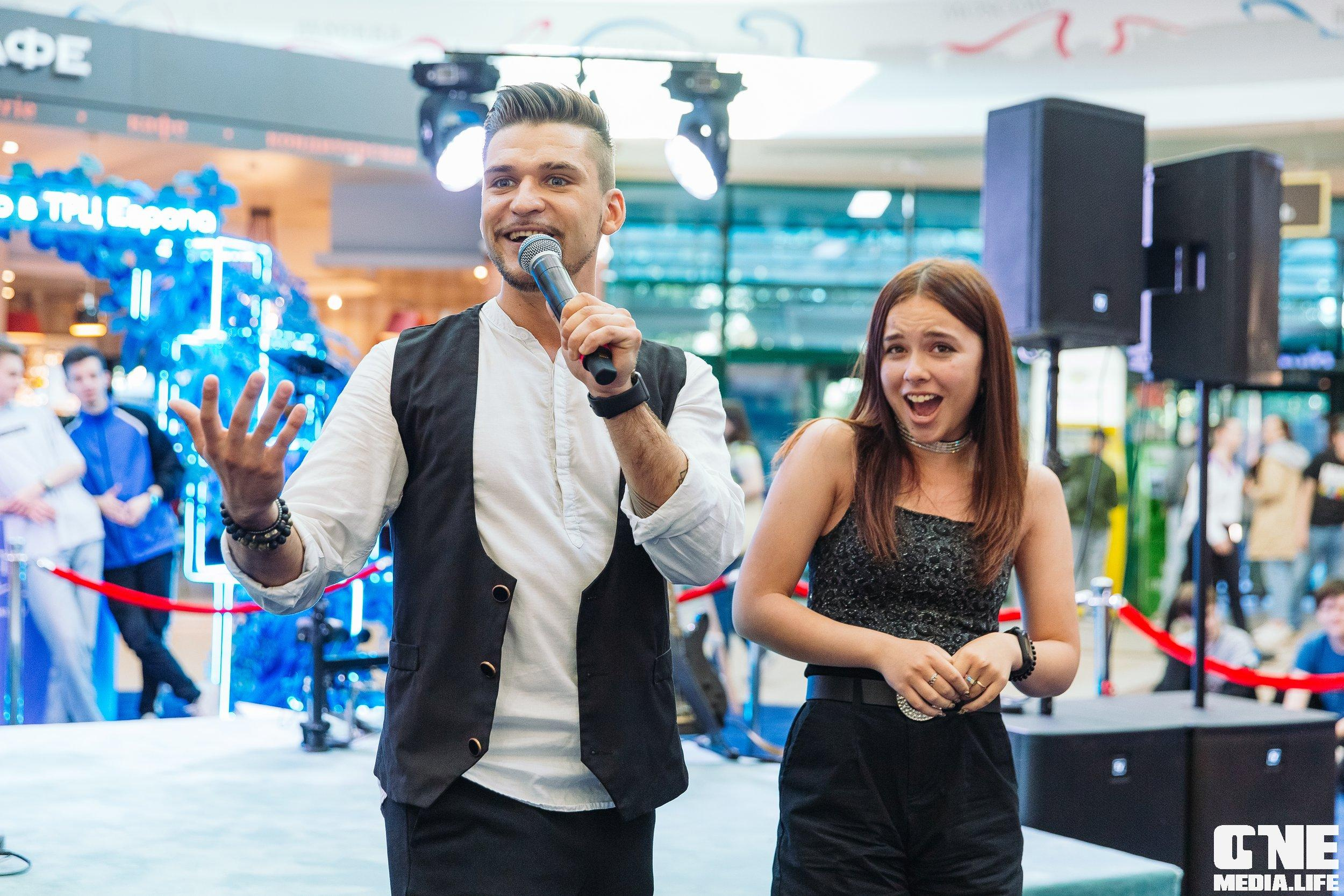 Фотоотчет с «Твой настоящий выпускной» в ТРЦ Европа. One Media Life: фоторепортажи, фотоотчеты с мероприятий и заведений