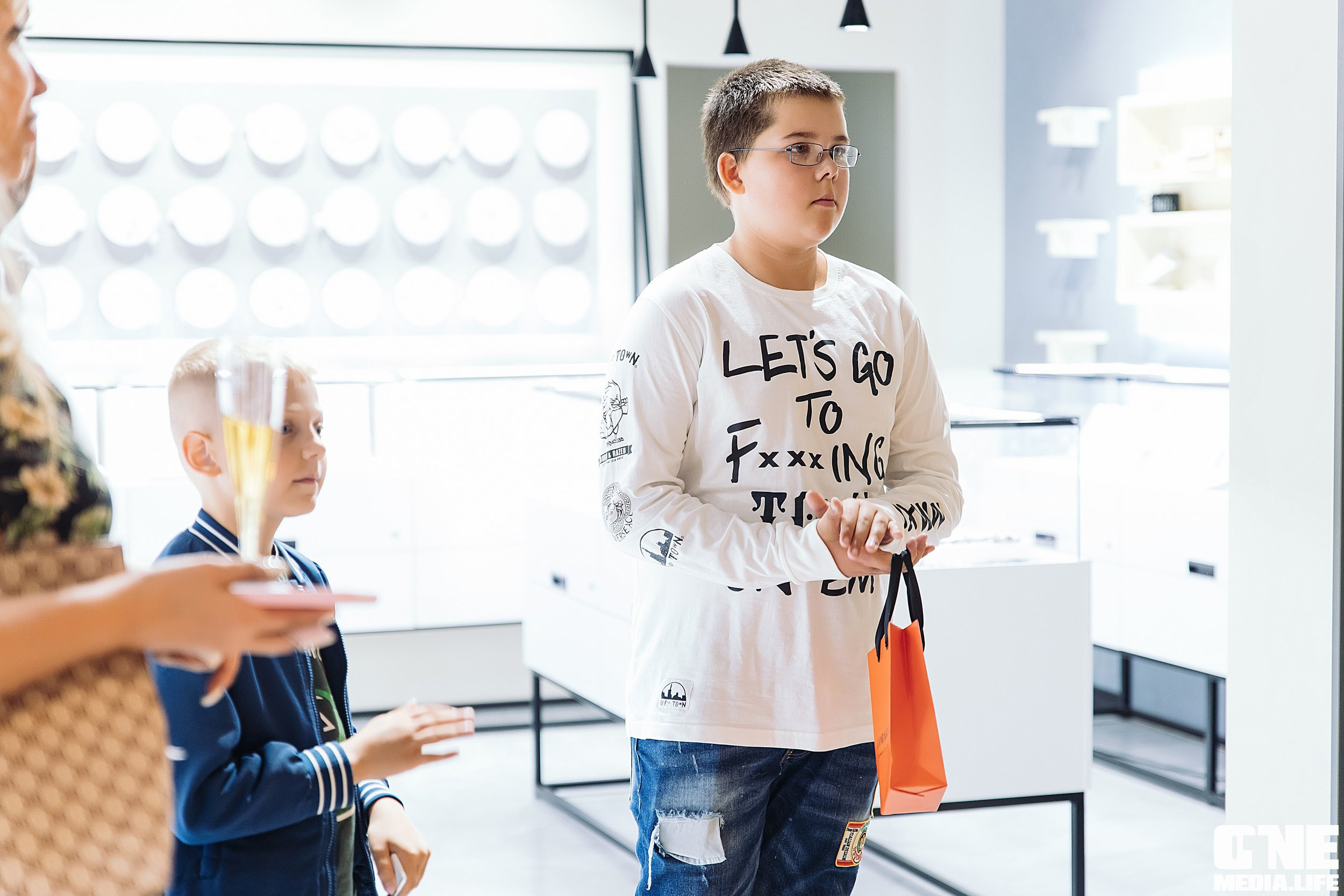 Фоторепортаж с вечеринки LORAGOLD jewelry. One Media Life: фоторепортажи, фотоотчеты с мероприятий и заведений