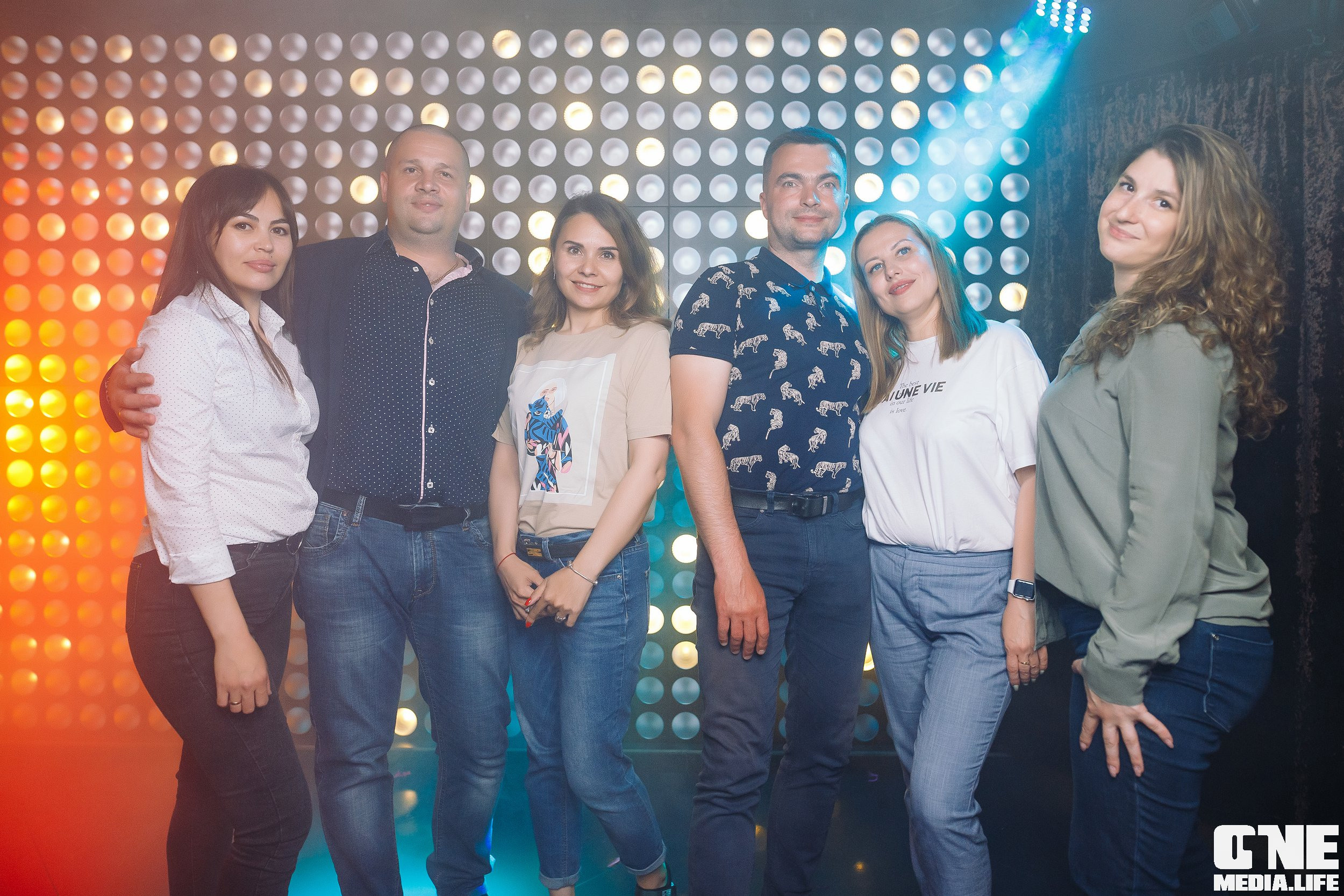 Фотоотчет из караоке-клуба «Эйфория». One Media Life: фоторепортажи, фотоотчеты с мероприятий и заведений