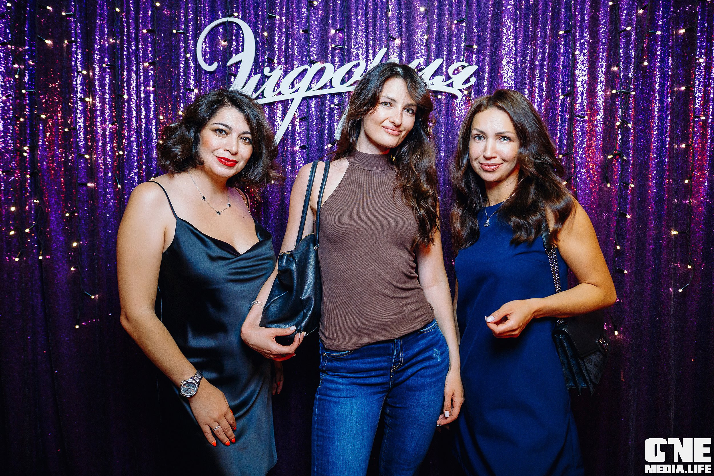 Фоторепортаж из караоке-клуба Эйфория. One Media Life: фоторепортажи, фотоотчеты с мероприятий и заведений