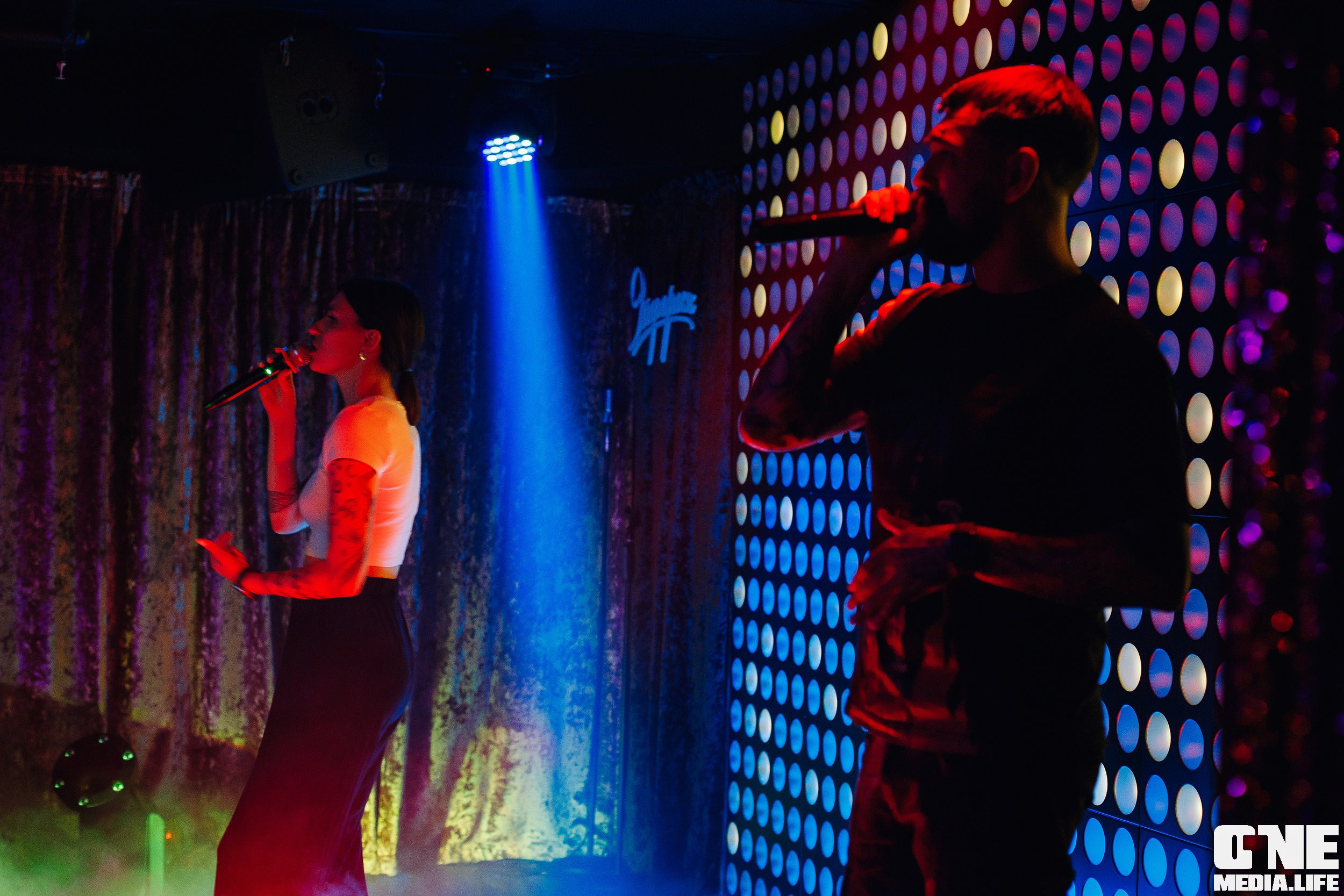 Фоторепортаж из караоке клуба Эйфория. One Media Life: фоторепортажи, фотоотчеты с мероприятий и заведений