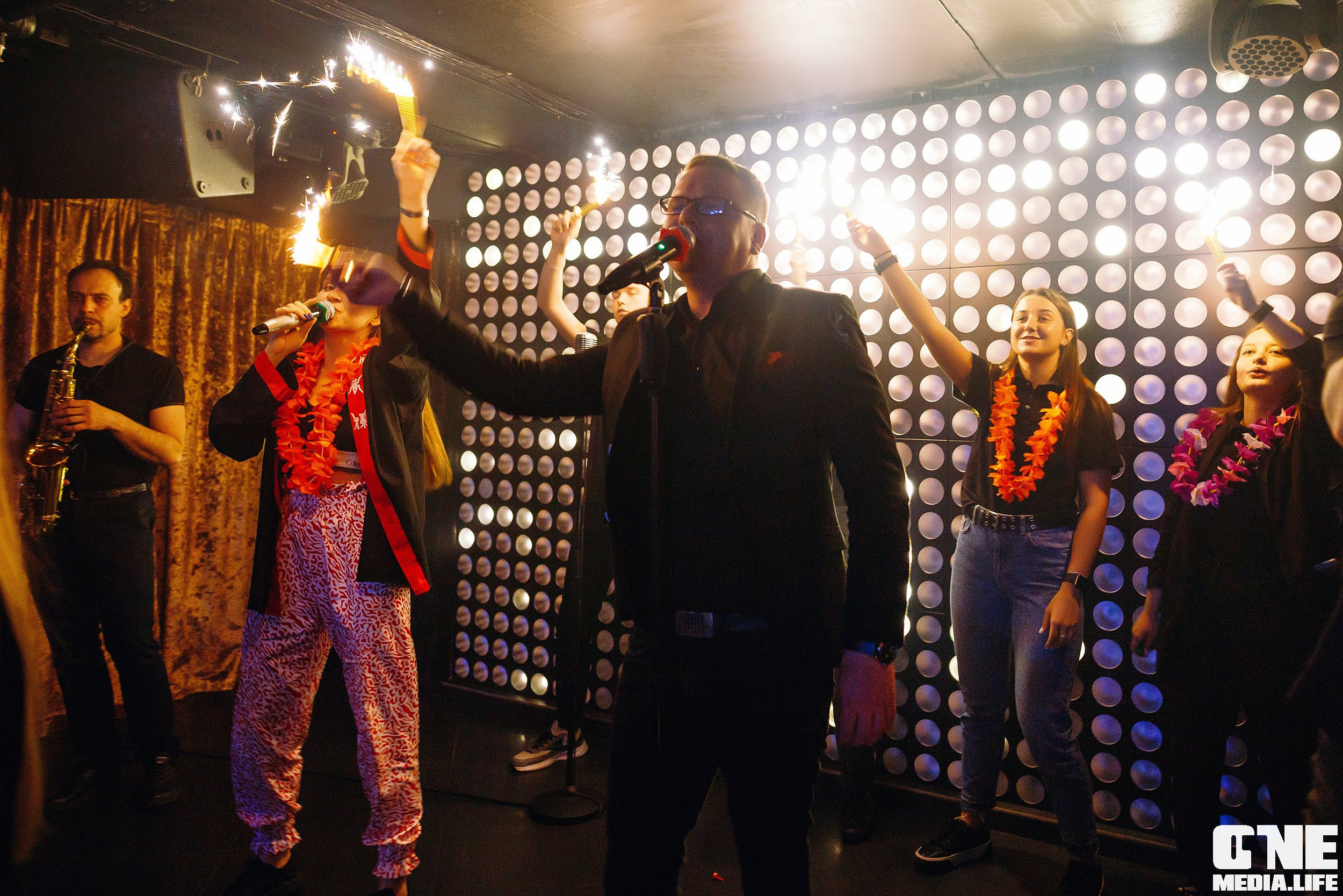 Фотоотчет из караоке клуба Эйфория. One Media Life: фоторепортажи, фотоотчеты с мероприятий и заведений