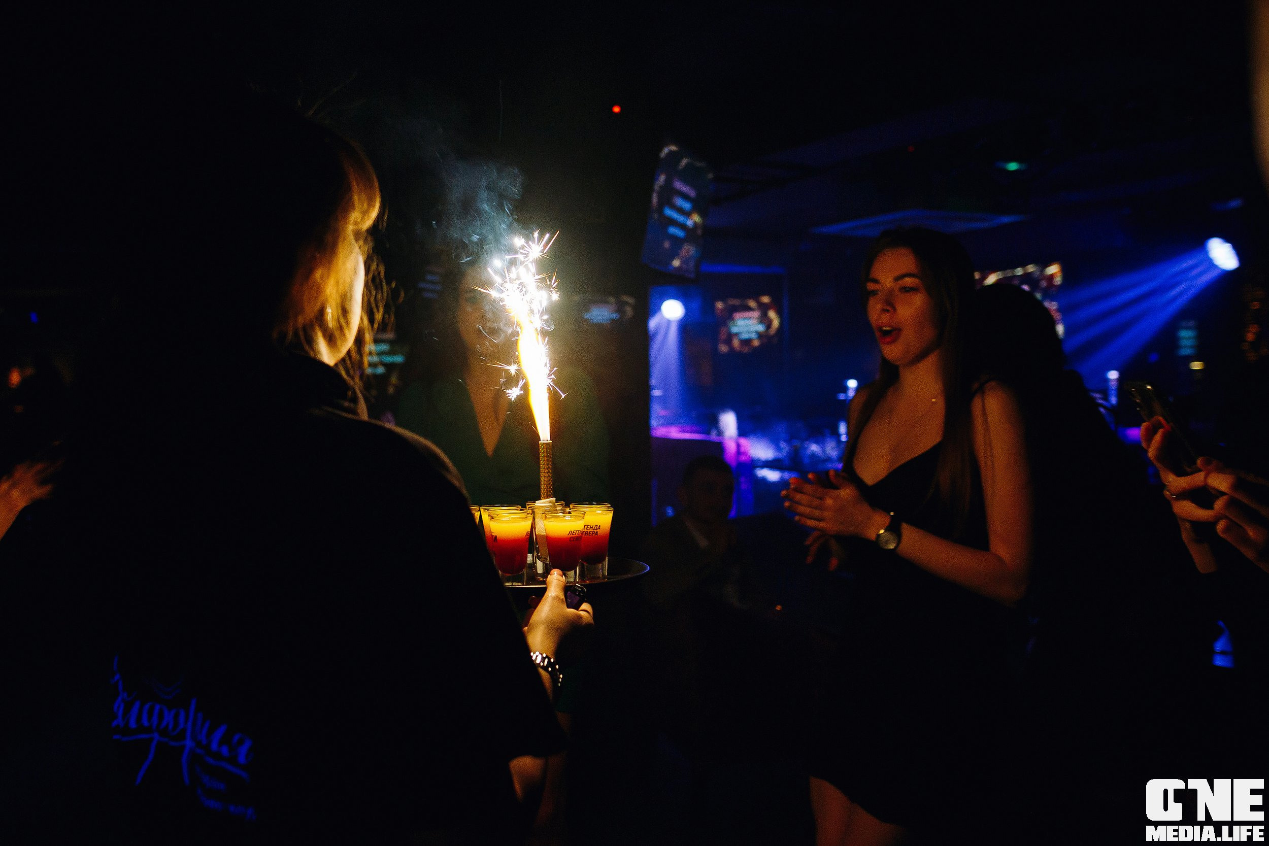 Фоторепортаж из караоке клуба Эйфория. One Media Life: фоторепортажи, фотоотчеты с мероприятий и заведений