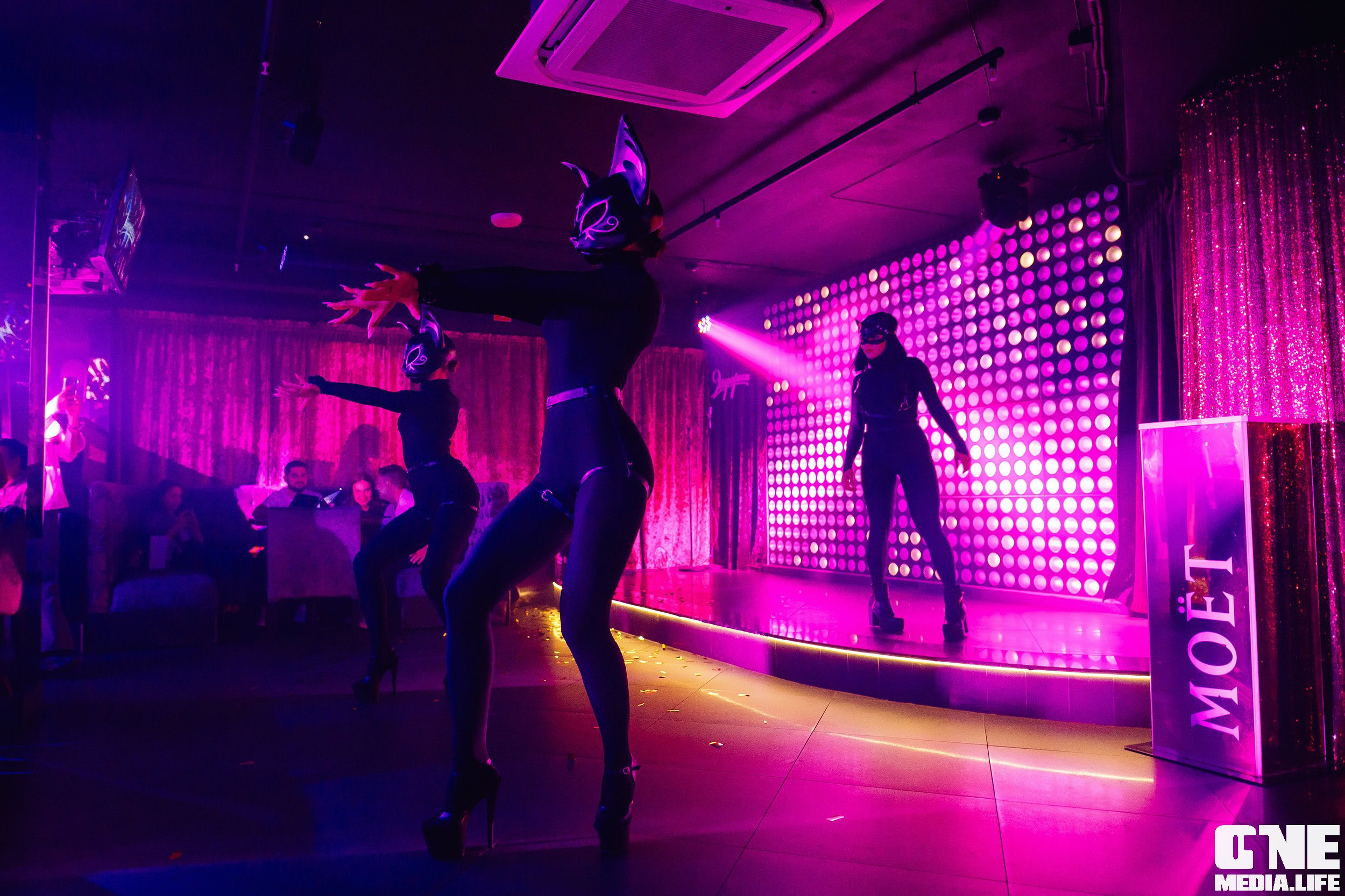 Фоторепортаж из караоке клуба Эйфория. One Media Life: фоторепортажи, фотоотчеты с мероприятий и заведений
