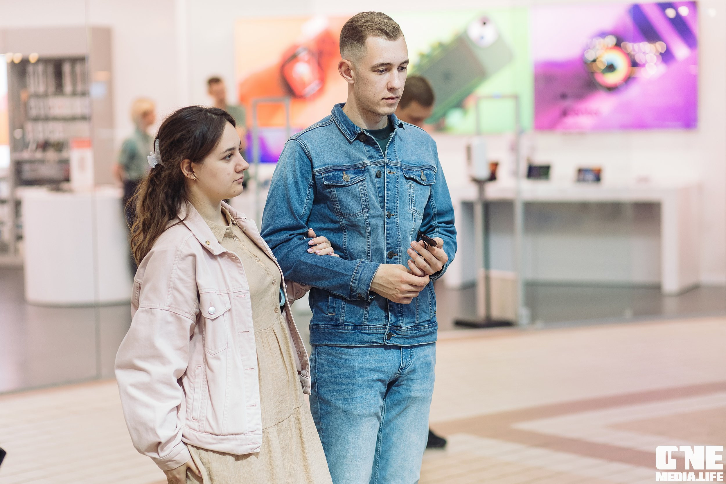 Автограф-сессия с Митей Фоминым. One Media Life: фоторепортажи, фотоотчеты с мероприятий и заведений