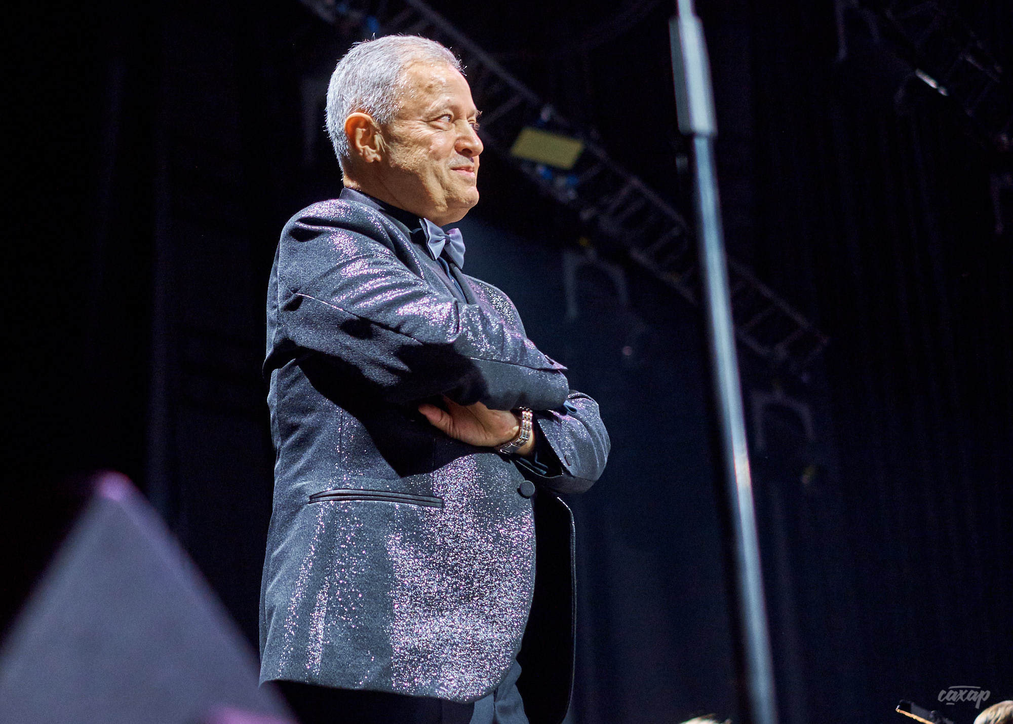 Би-2 с Симфоническим оркестром, фото с концерта. Фотограф в Екатеринбу. Профессиональный фотограф в Екатеринбурге Юра Сахар