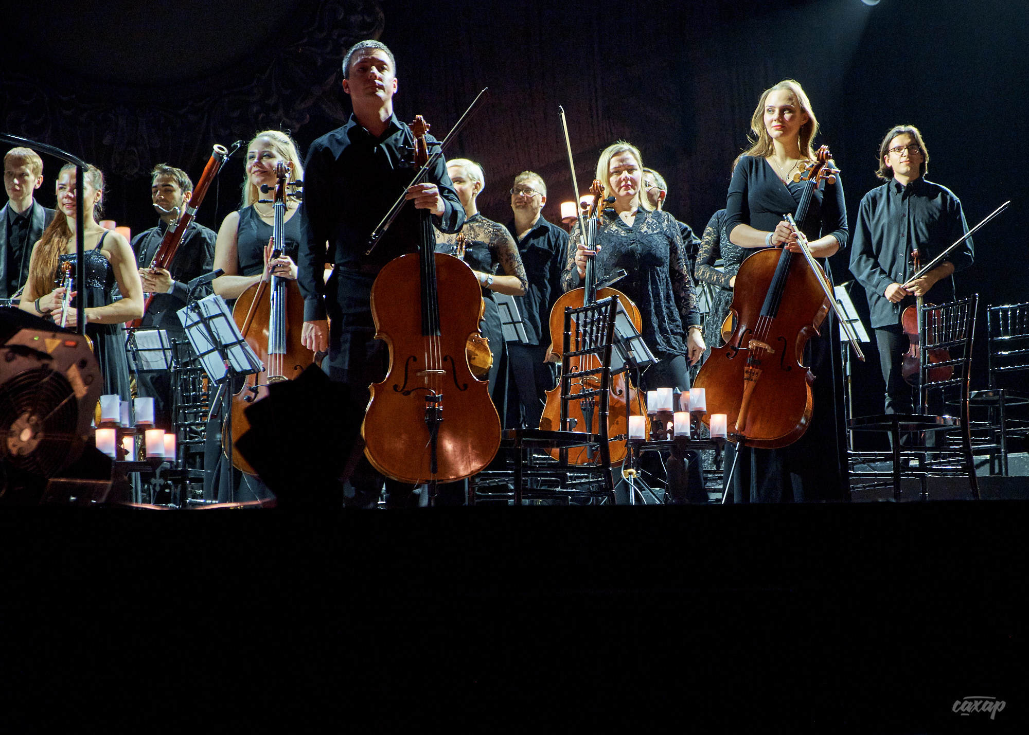 Би-2 с Симфоническим оркестром, фото с концерта. Фотограф в Екатеринбу. Профессиональный фотограф в Екатеринбурге Юра Сахар