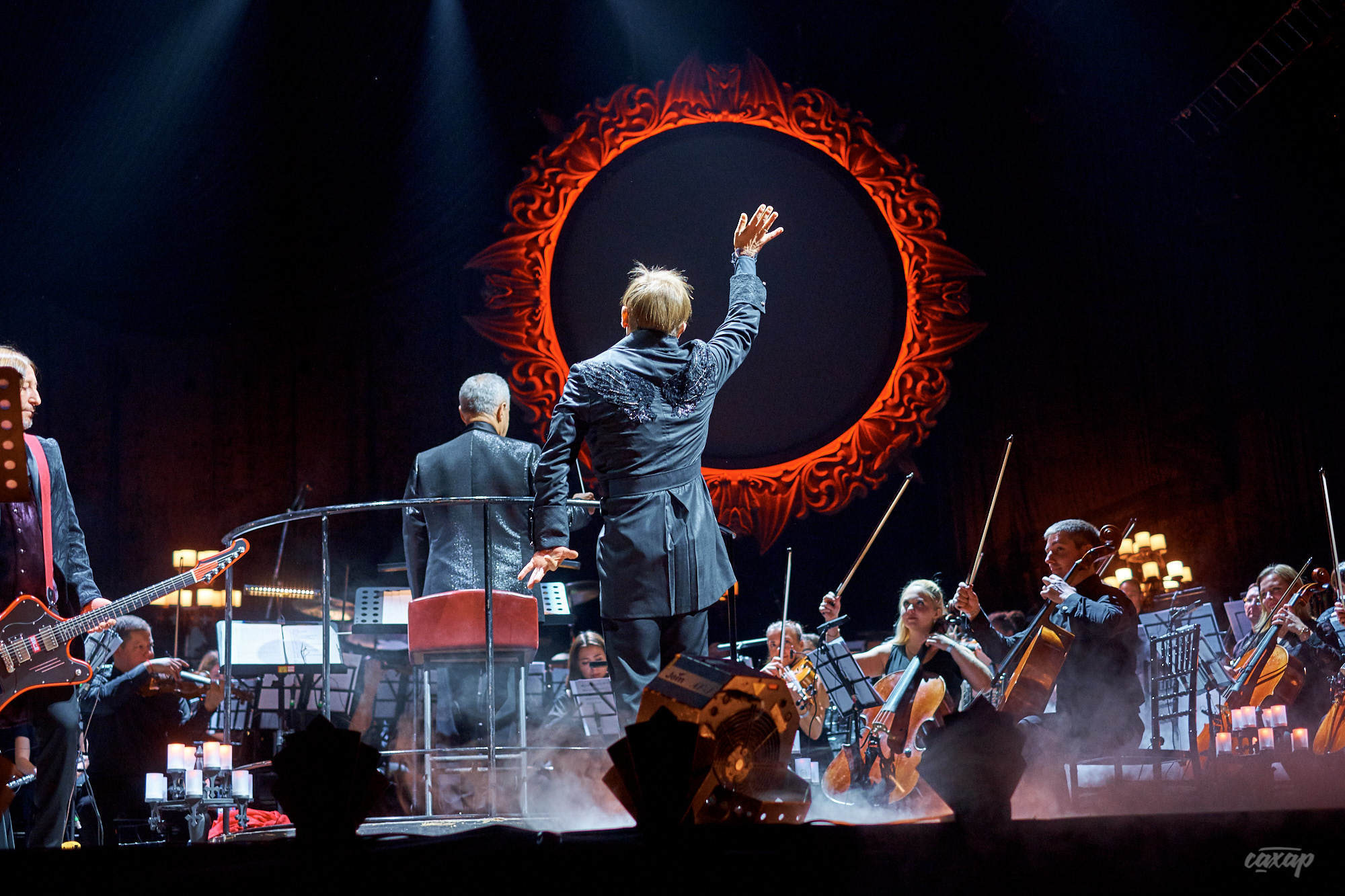 Би-2 с Симфоническим оркестром, фото с концерта. Фотограф в Екатеринбу. Профессиональный фотограф в Екатеринбурге Юра Сахар