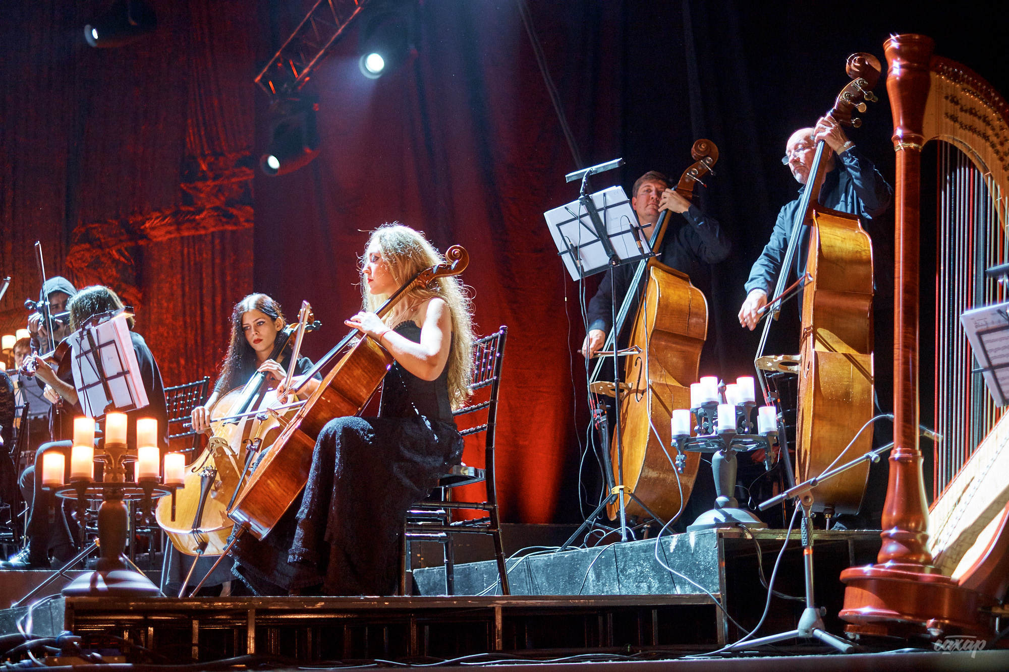 Би-2 с Симфоническим оркестром, фото с концерта. Фотограф в Екатеринбу. Профессиональный фотограф в Екатеринбурге Юра Сахар