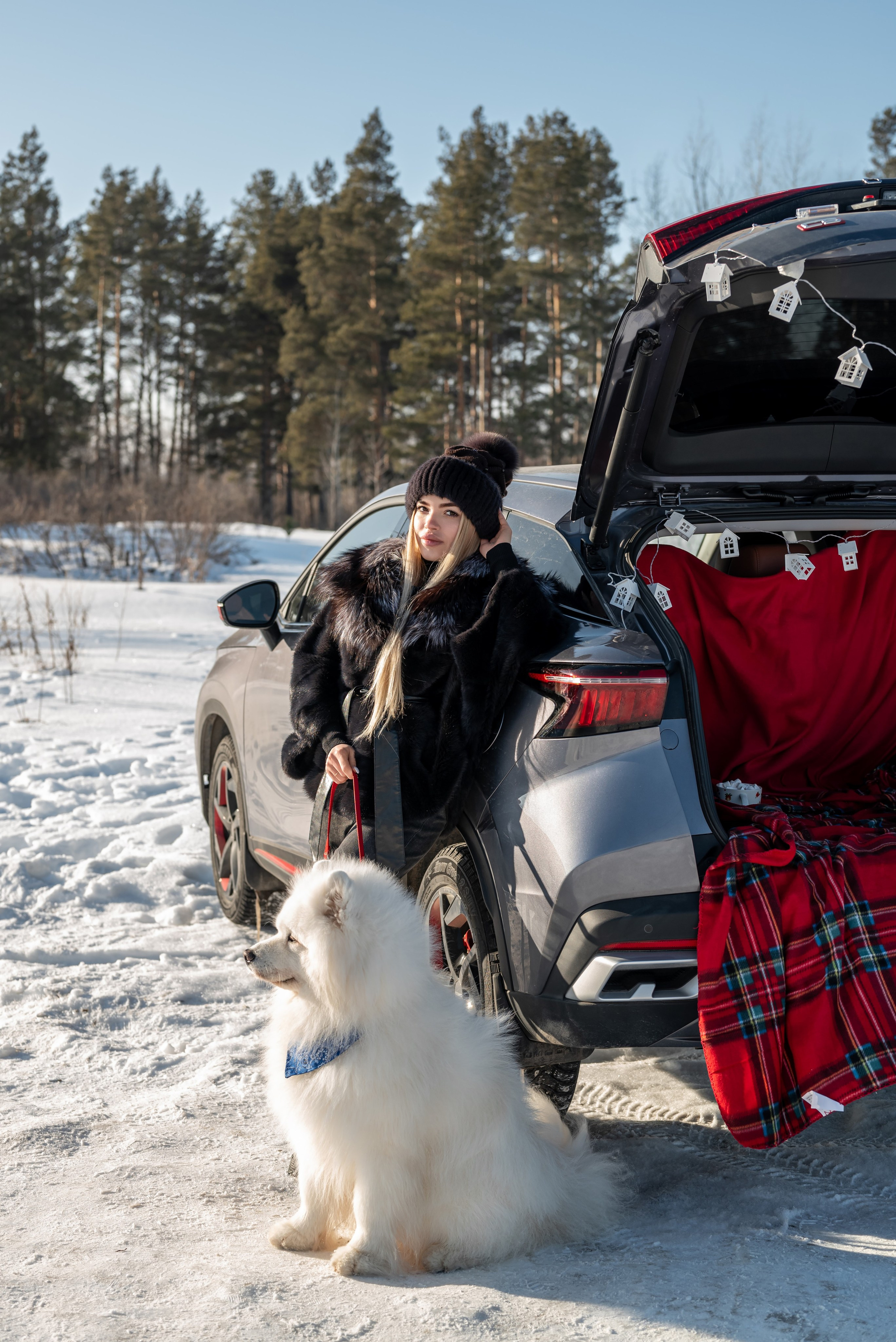 Фотопроект с Платоном и машиной на улице. Фотограф в городе Салават