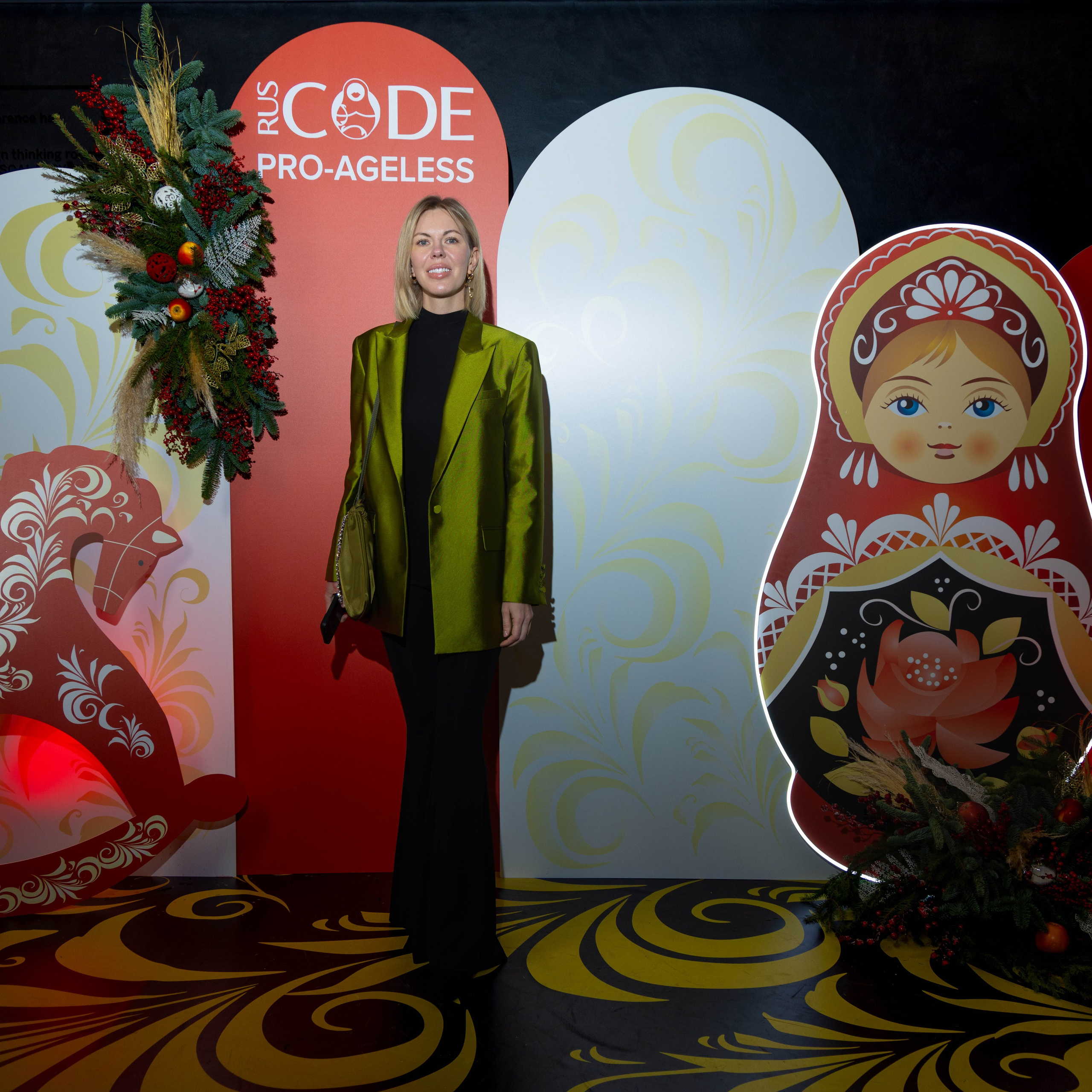 ФОТОЗОНА МАТРЕШКА. PRO-AGELESS