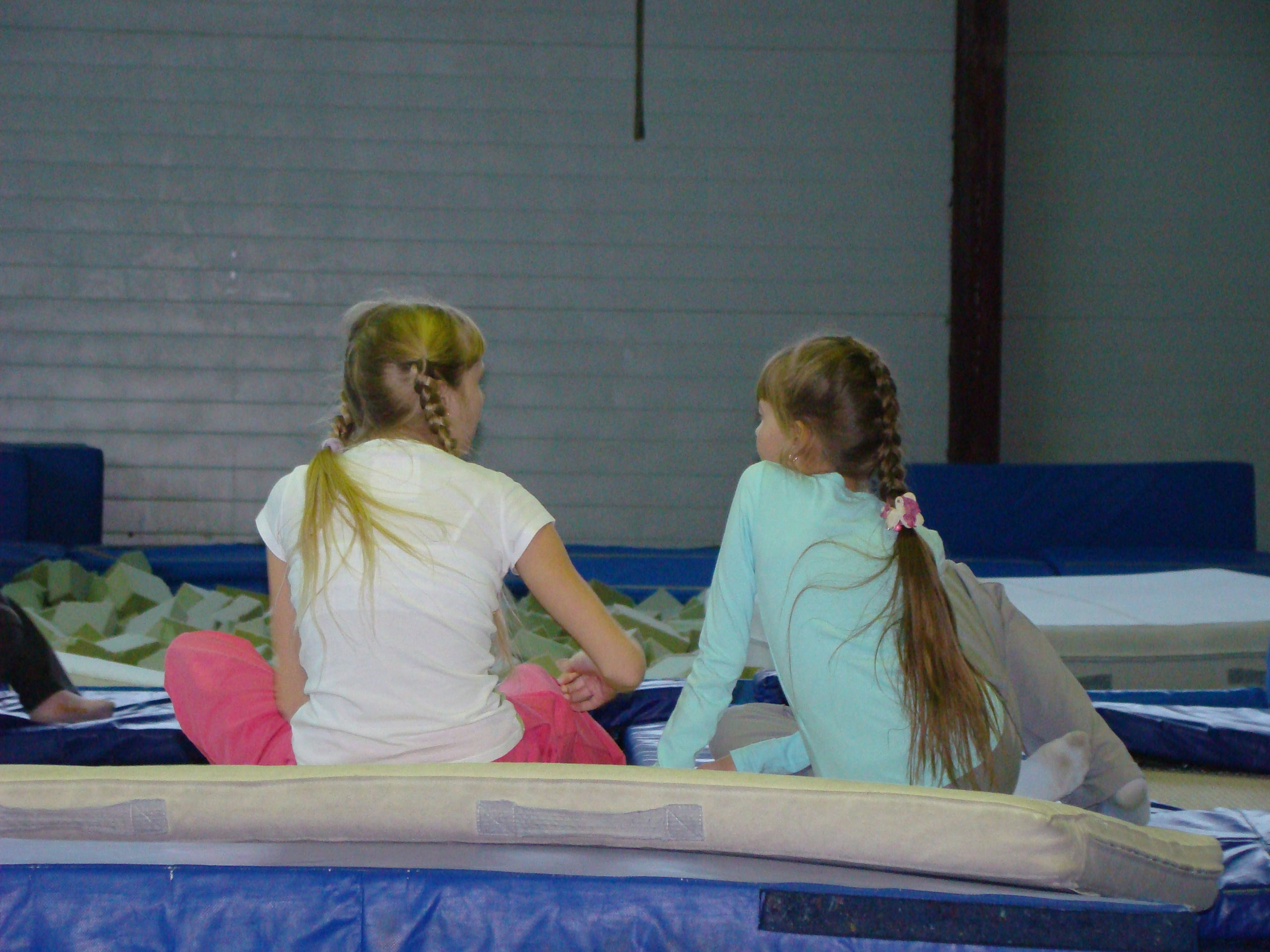 Катя ДР 12 лет Дома + Спортекс 04.12.2011. Семейный, Свадебный фотограф СПБ Питер— Романова Екатерина