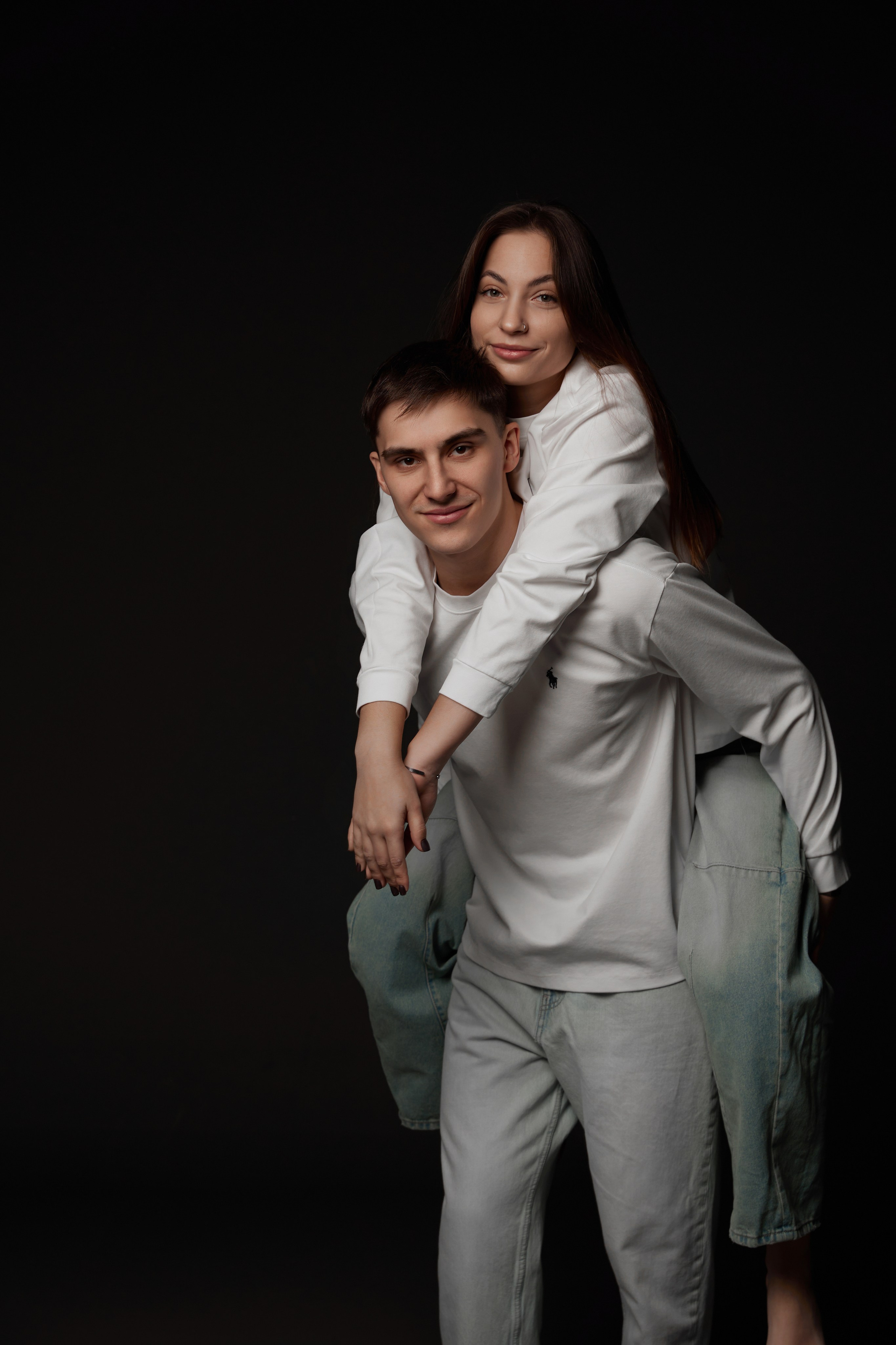 Евгений и Мира. Фотограф женского портрета, беременности и материнства Харькова Елена