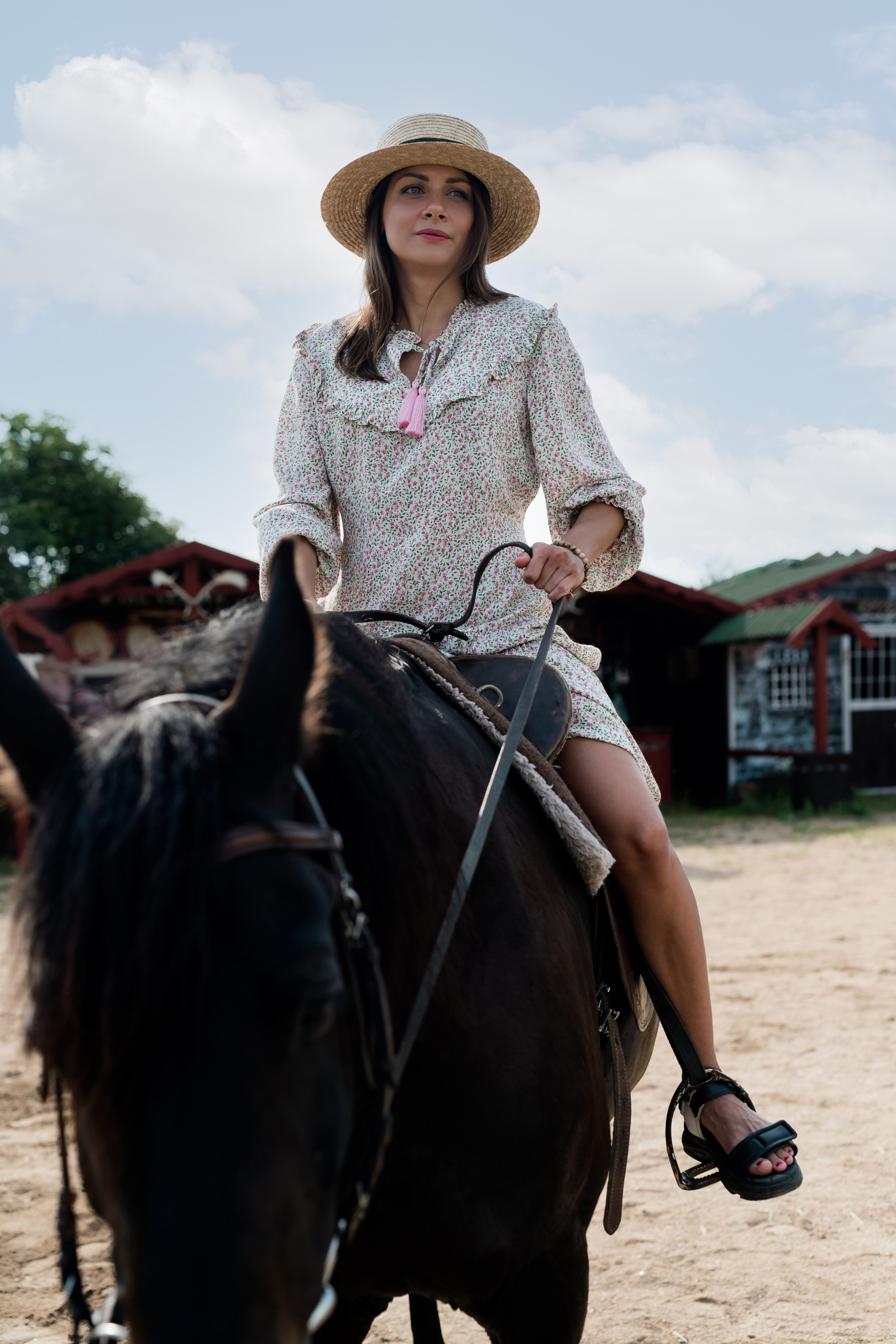 На конюшне. Семейный и контент фотограф