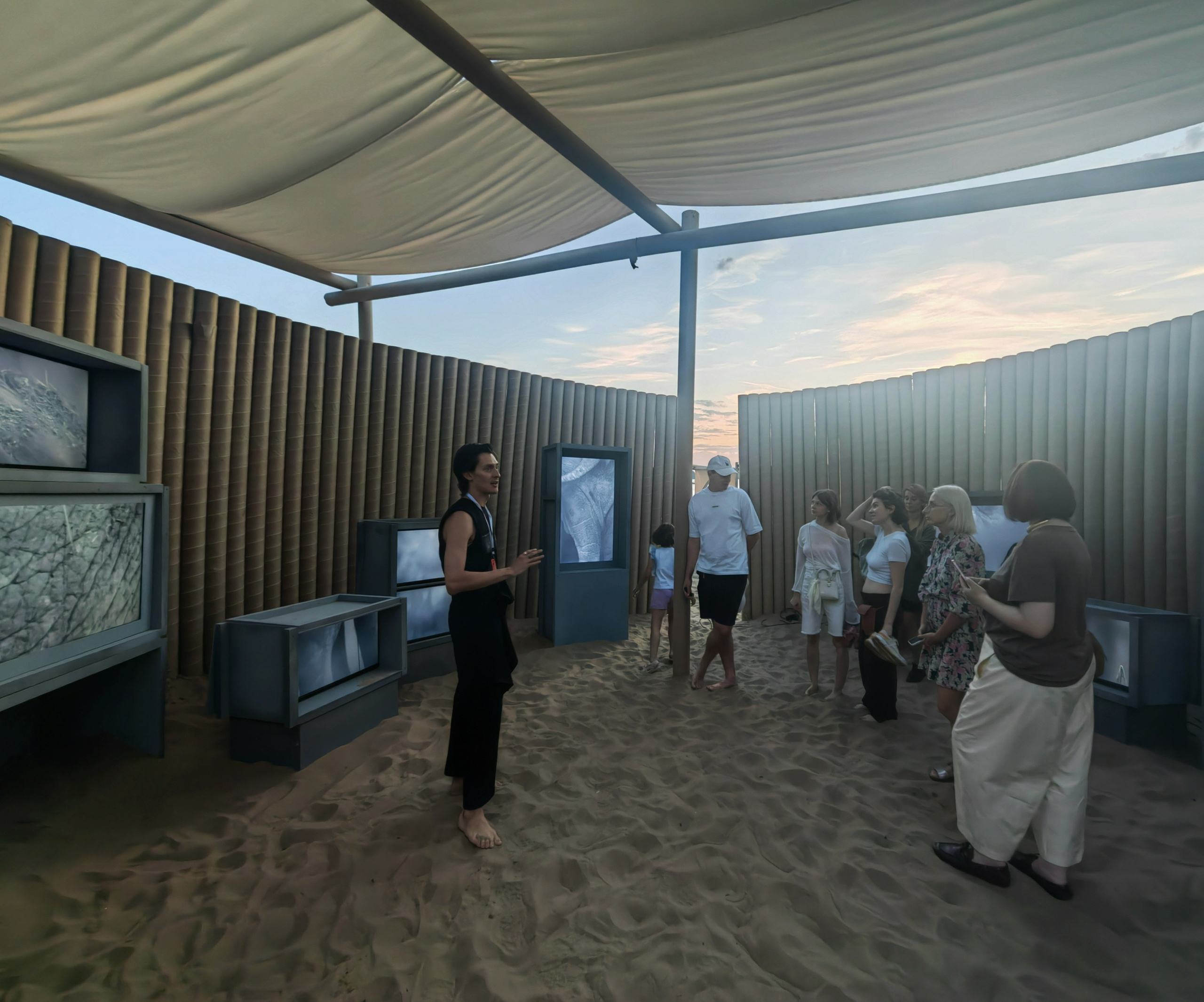 ПРЕГОЛЯ НЕ РЕКА. Художественная группа «Нежные Бабы»