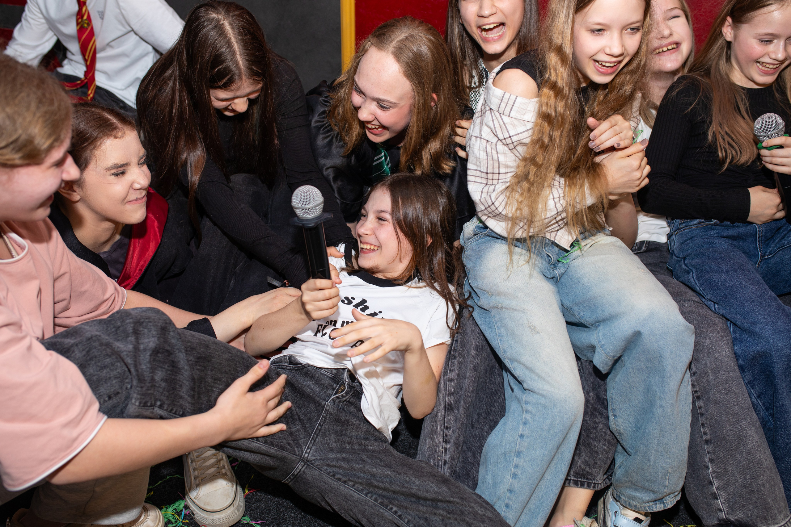 Кире 14! Караоке. Движуха. Тренды. Фотограф в Новосибирске Ася Зверева