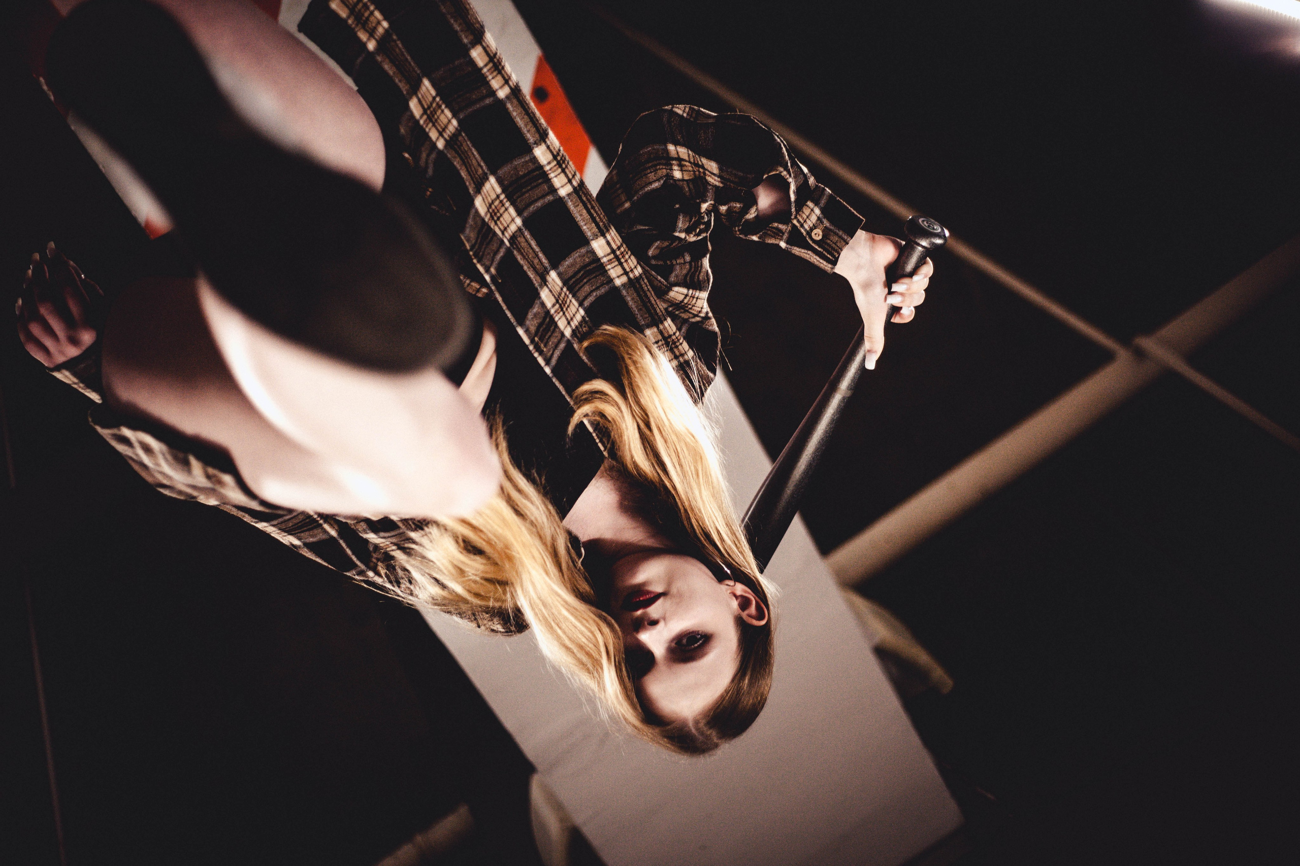 «Тайны парковки глазами тележки». Уличный фотограф Города N