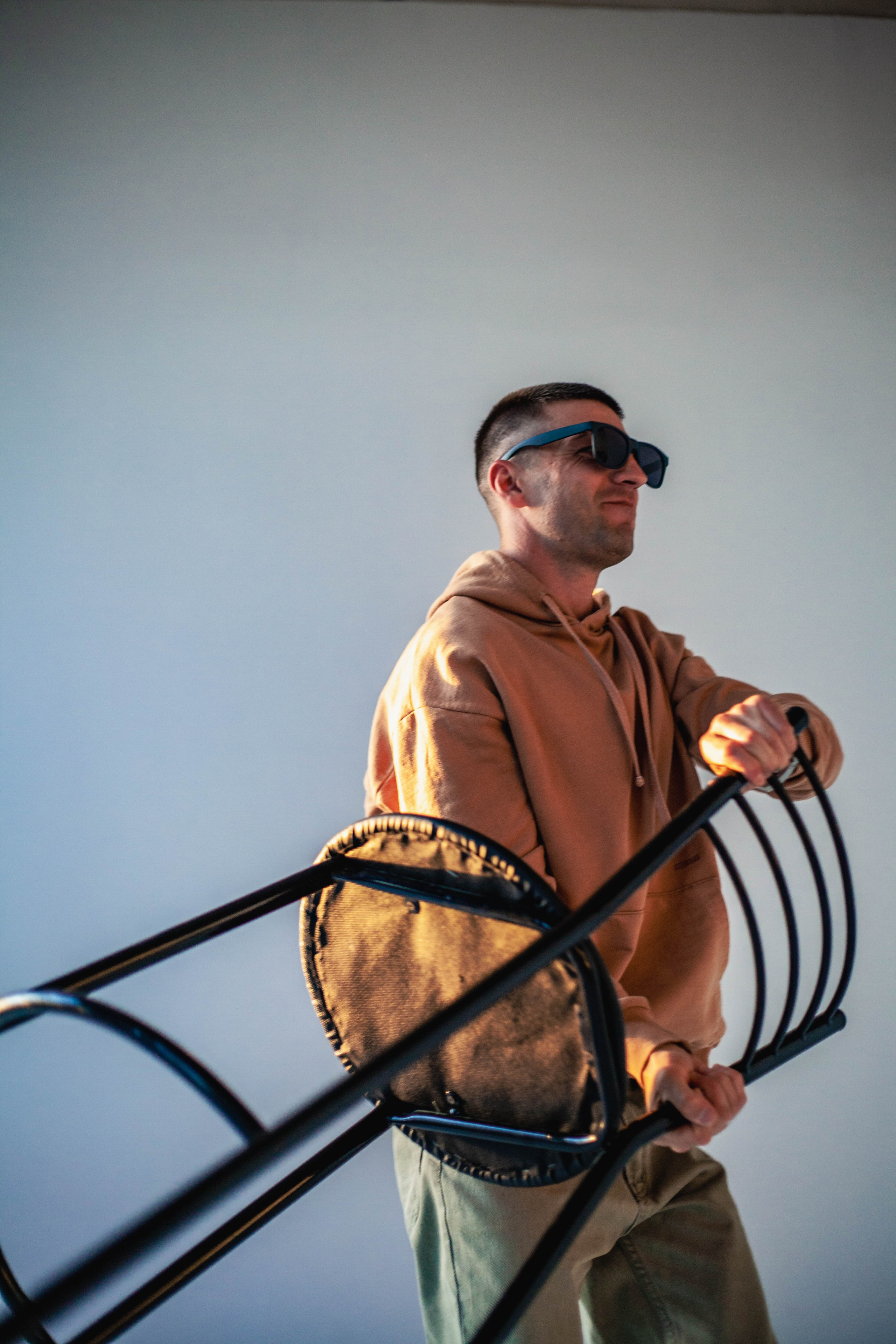 Студия. Уличный фотограф Города N