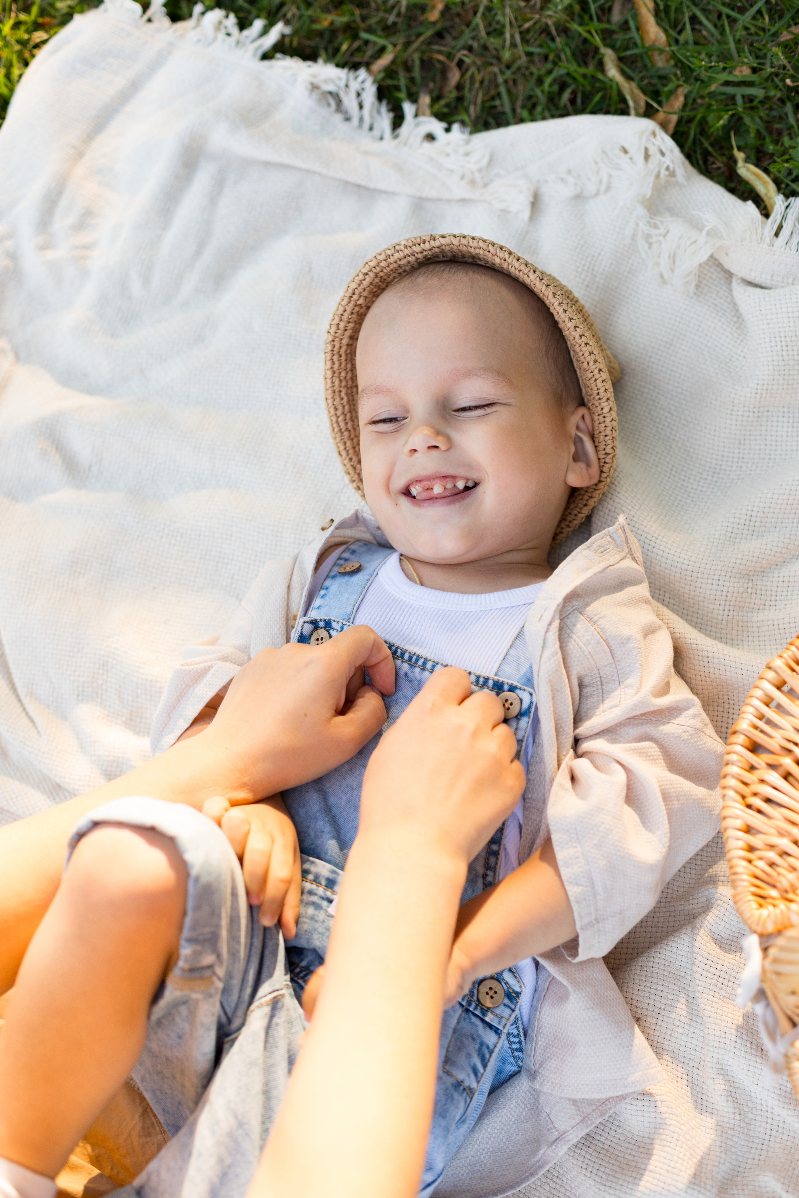 Летняя семейная фотопрогулка в Таврическом саду. Детский и контент фотограф Надя Волкова Санкт-Петербург