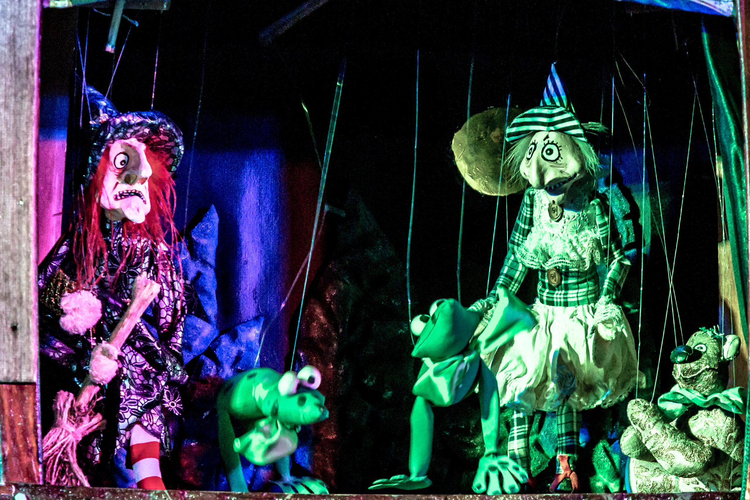 Маленькая ведьма спектакль театра Саквояж. Фотограф в Сочи Юрий Шептаев