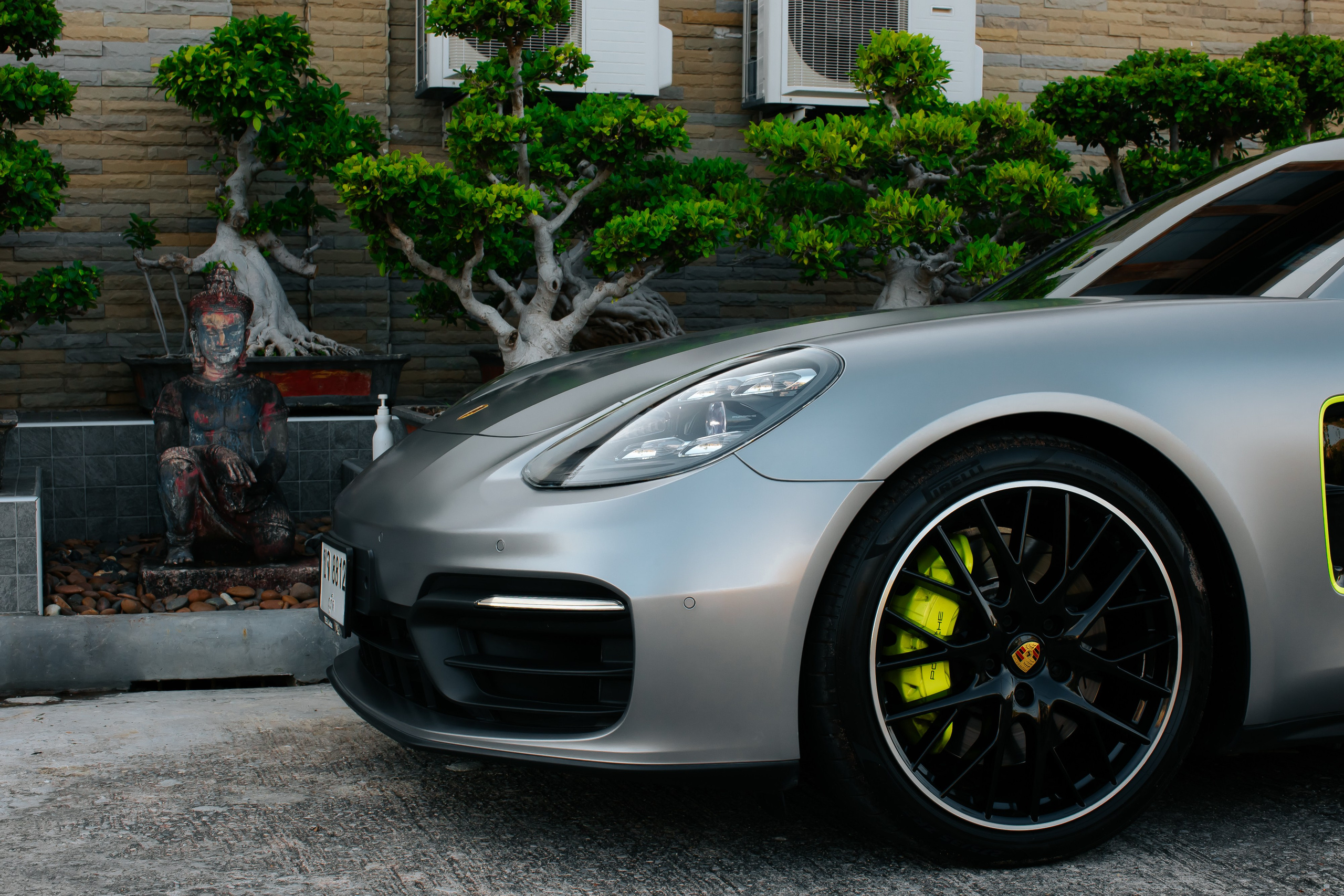 Porsche Panamera. Фотограф в на Пхукете Сергей Войлоков