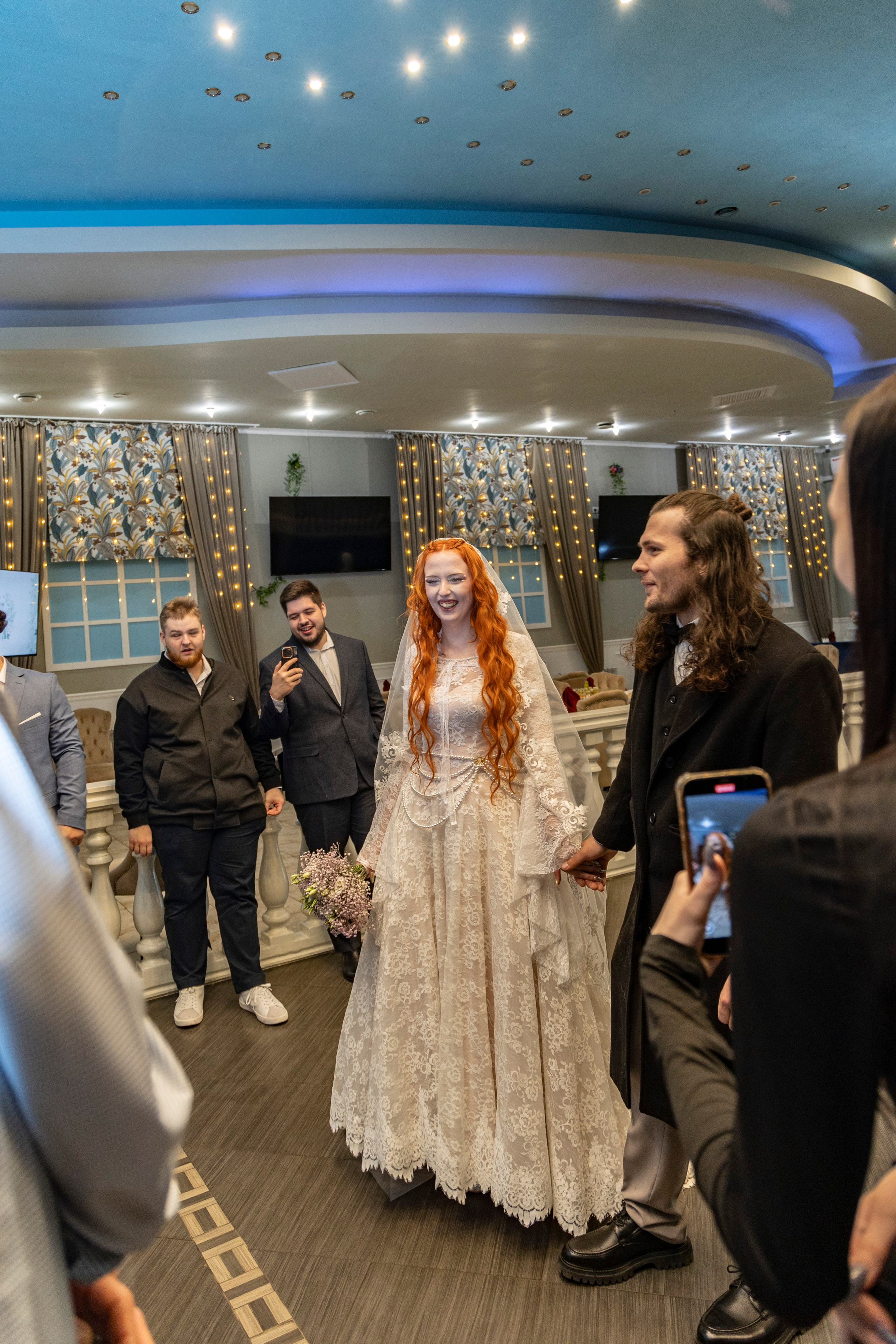 Свадебная фотосессия свадебный фотограф Татьяна Марсуверских свадебная фотопрогулка Москва Жуковский. Фотограф для маркетплейсов, фотоуслуги в Жуковском Татьяна Марсуверских