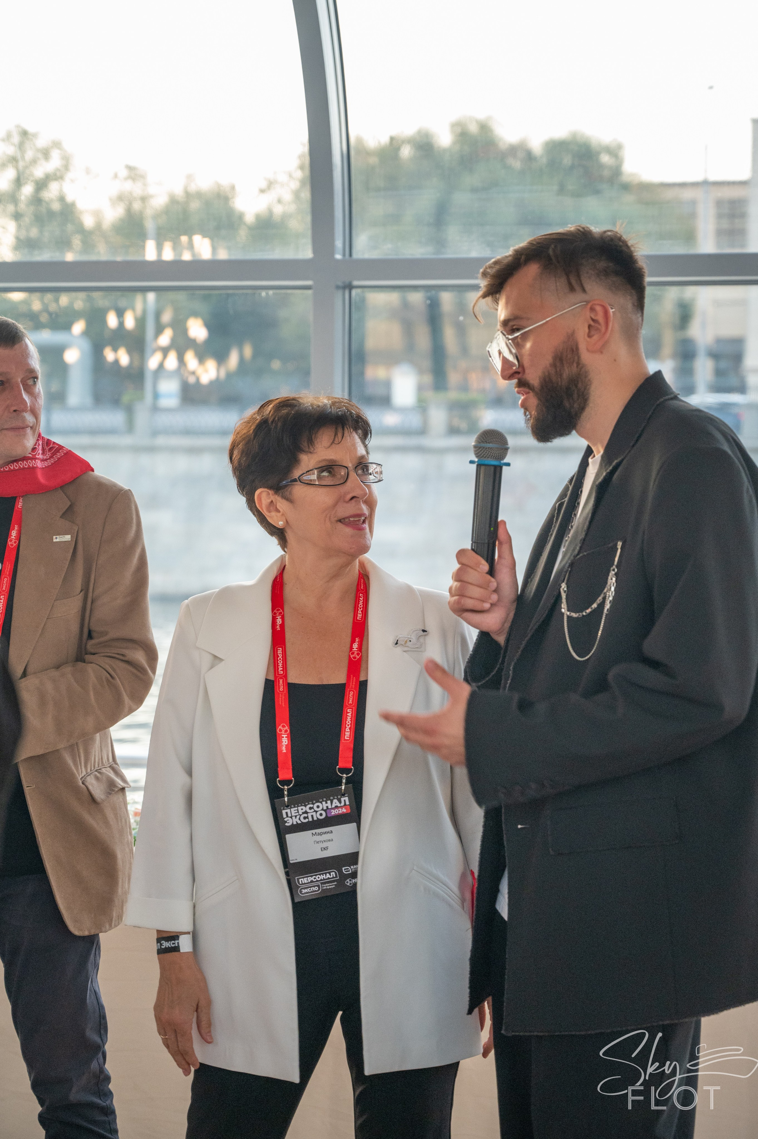 Персонал экспо. Фотограф Мария