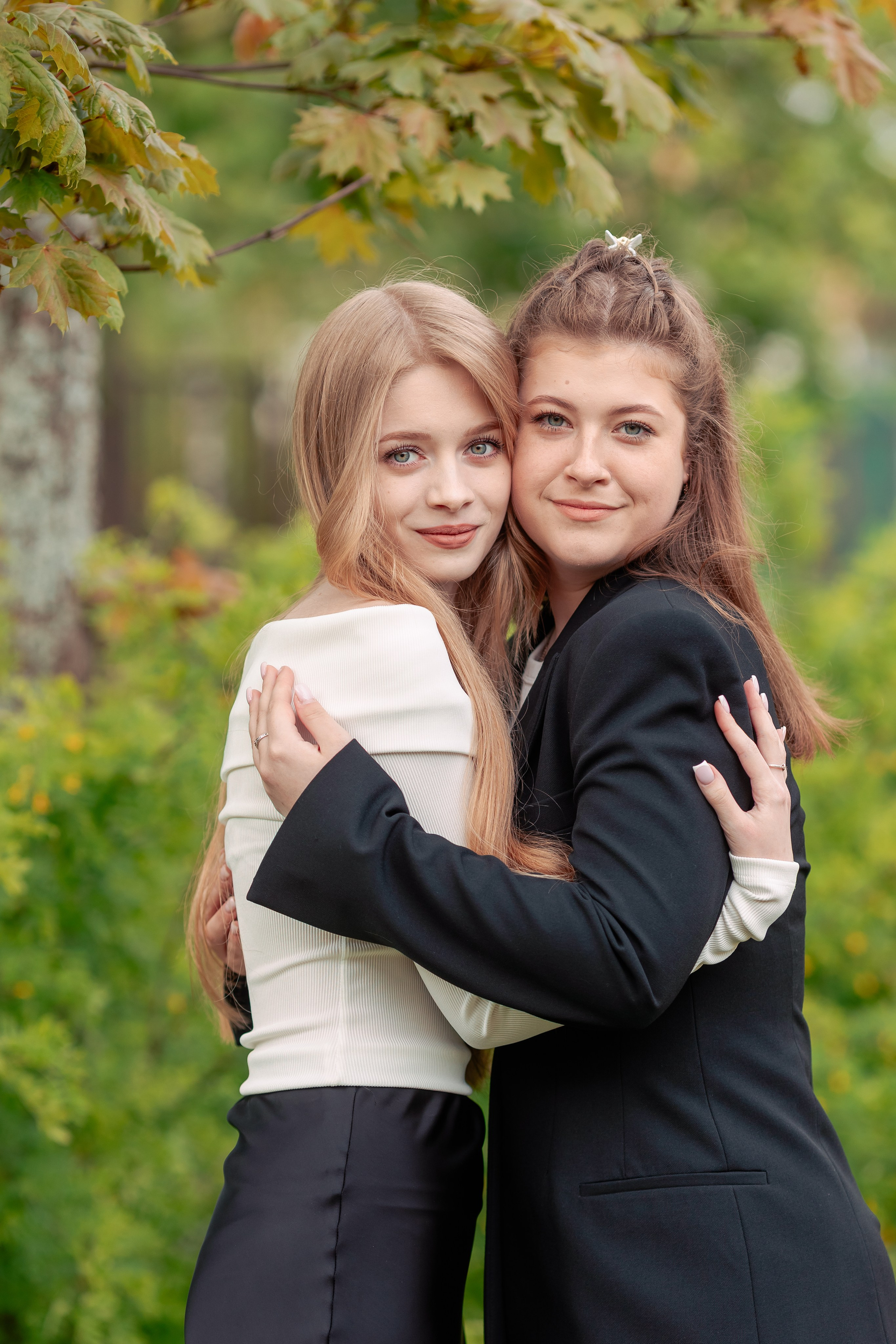 Позирование группы. Выпускные альбомы для детского сада и школы