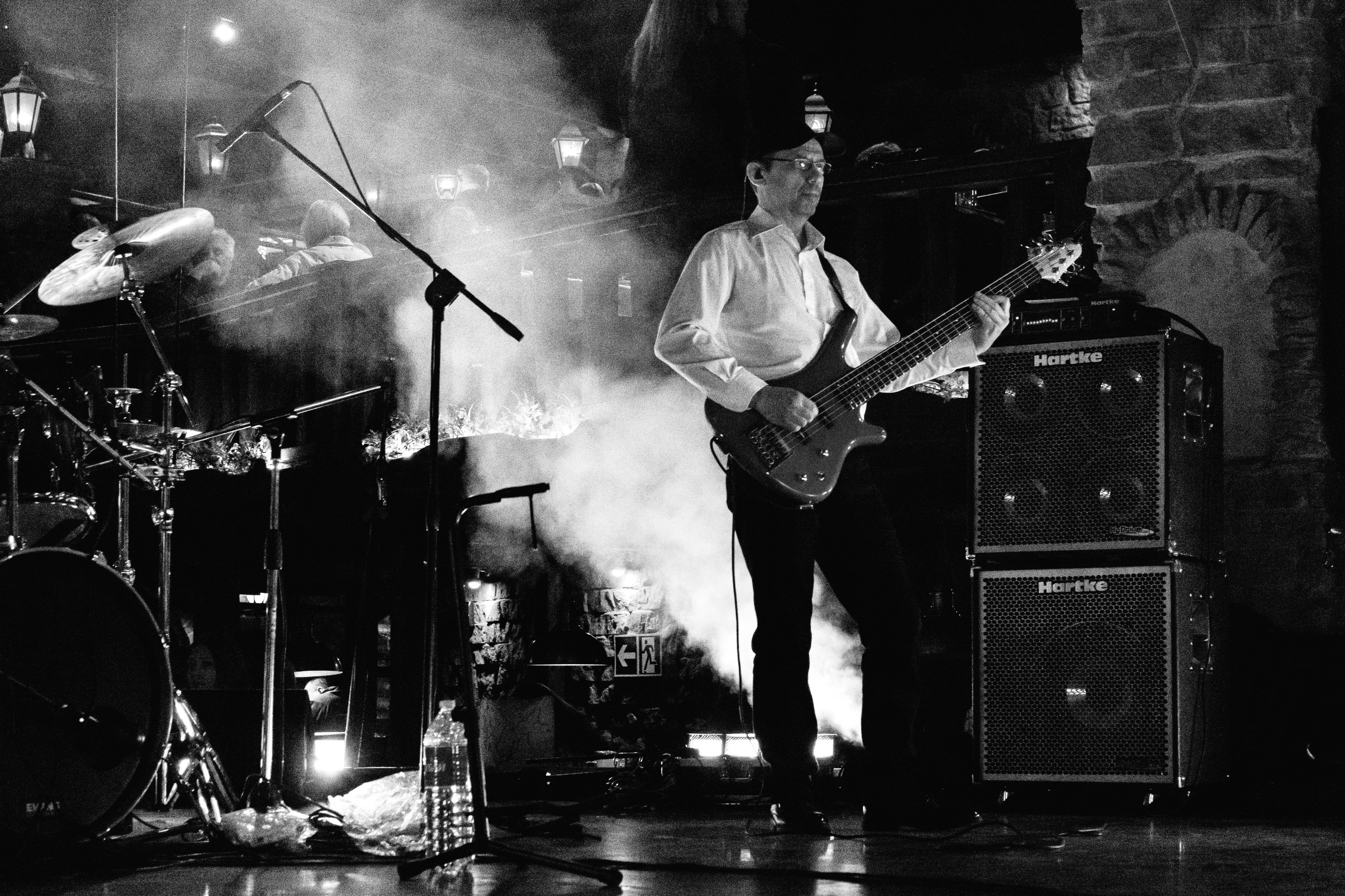 «Бумажный змей» в арт-ресторане «Балаган», Воронеж. Фотограф Наталья Мершина