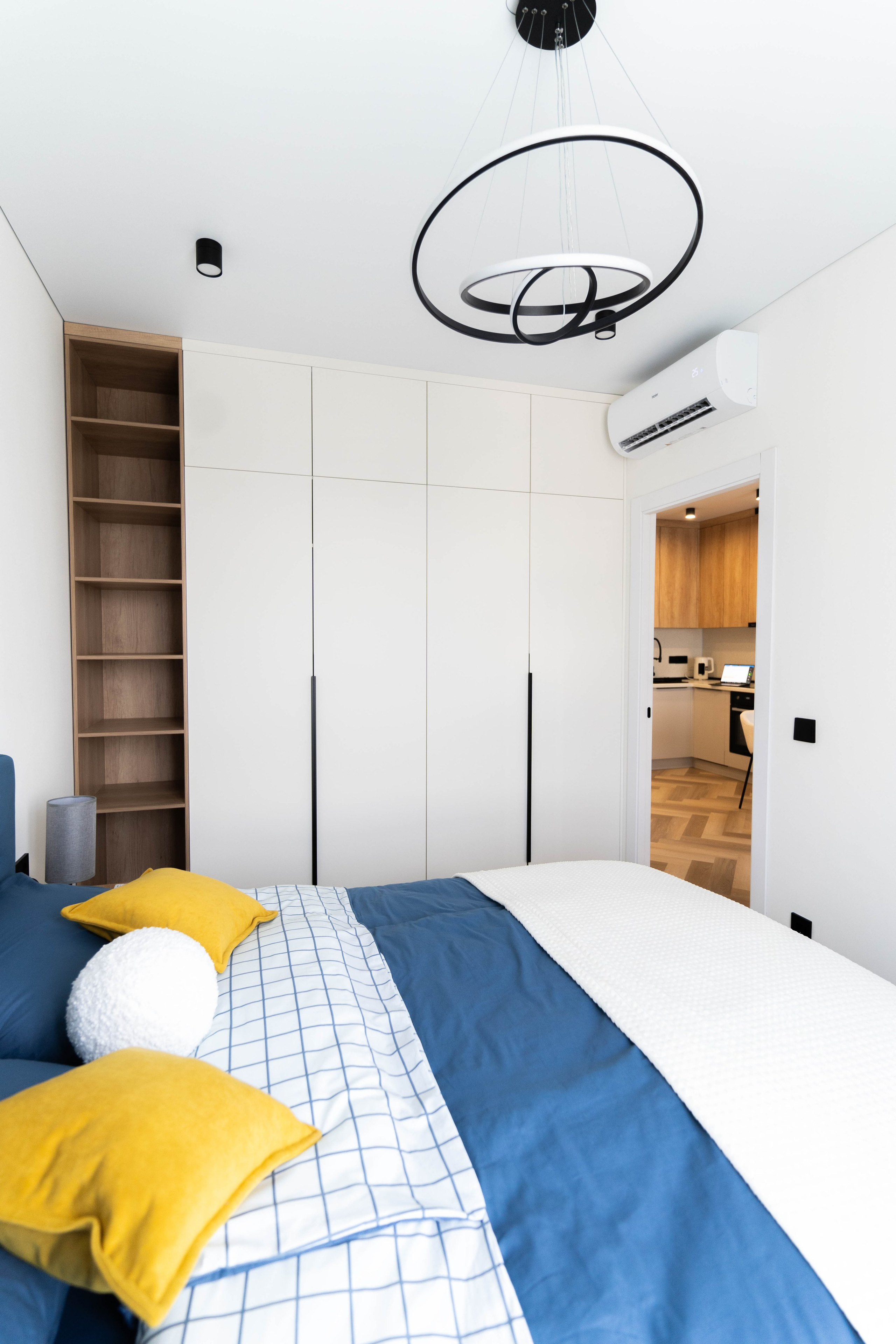 Kronstadt Boulevard. Rezyame