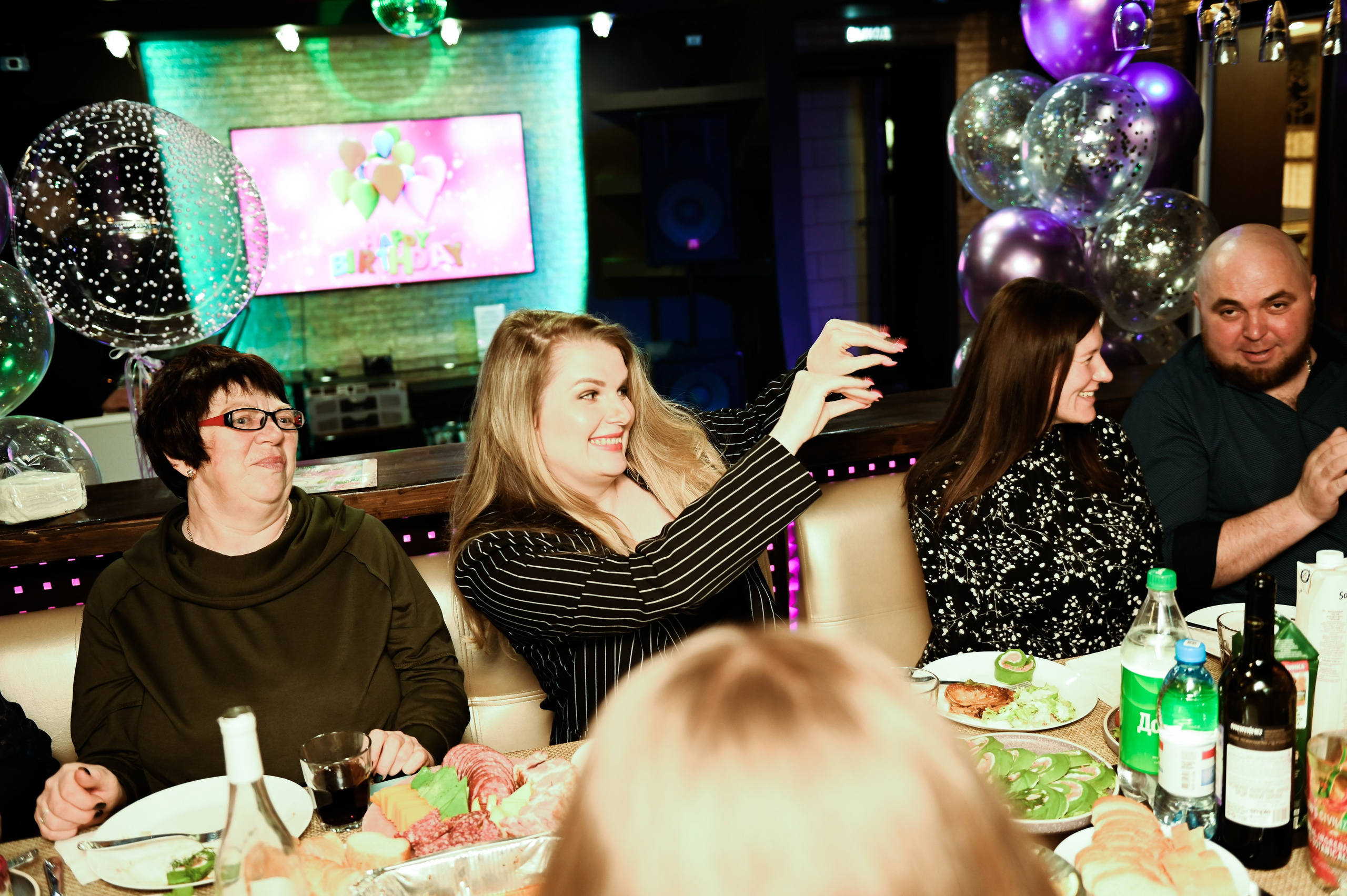 День рождения. Свадебный, семейный, детский, контент фотограф в Омске Максим Ильин