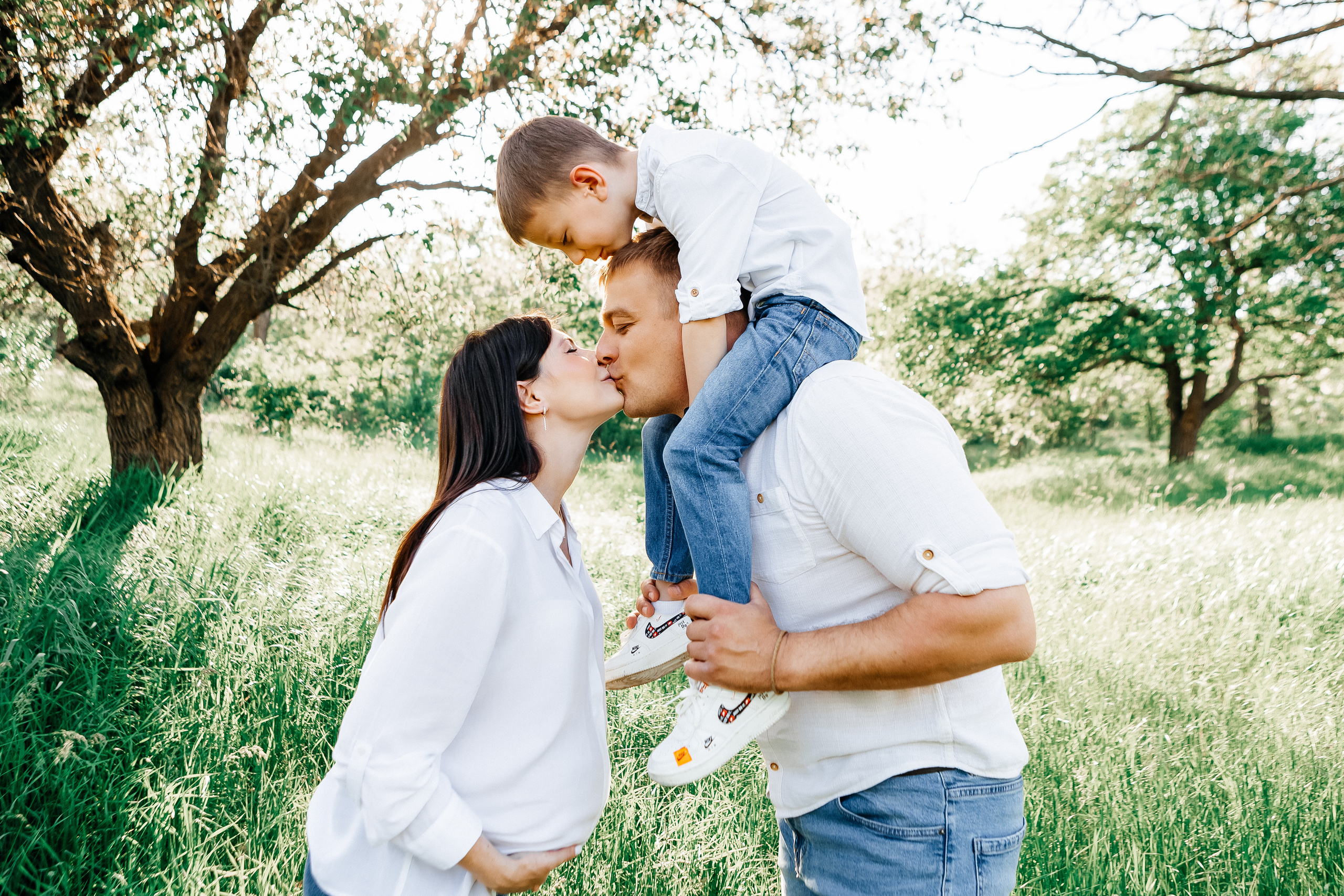 Татьяна и Владимир с сыном. Свадебный и семейный фотограф в Ростове-на-Дону